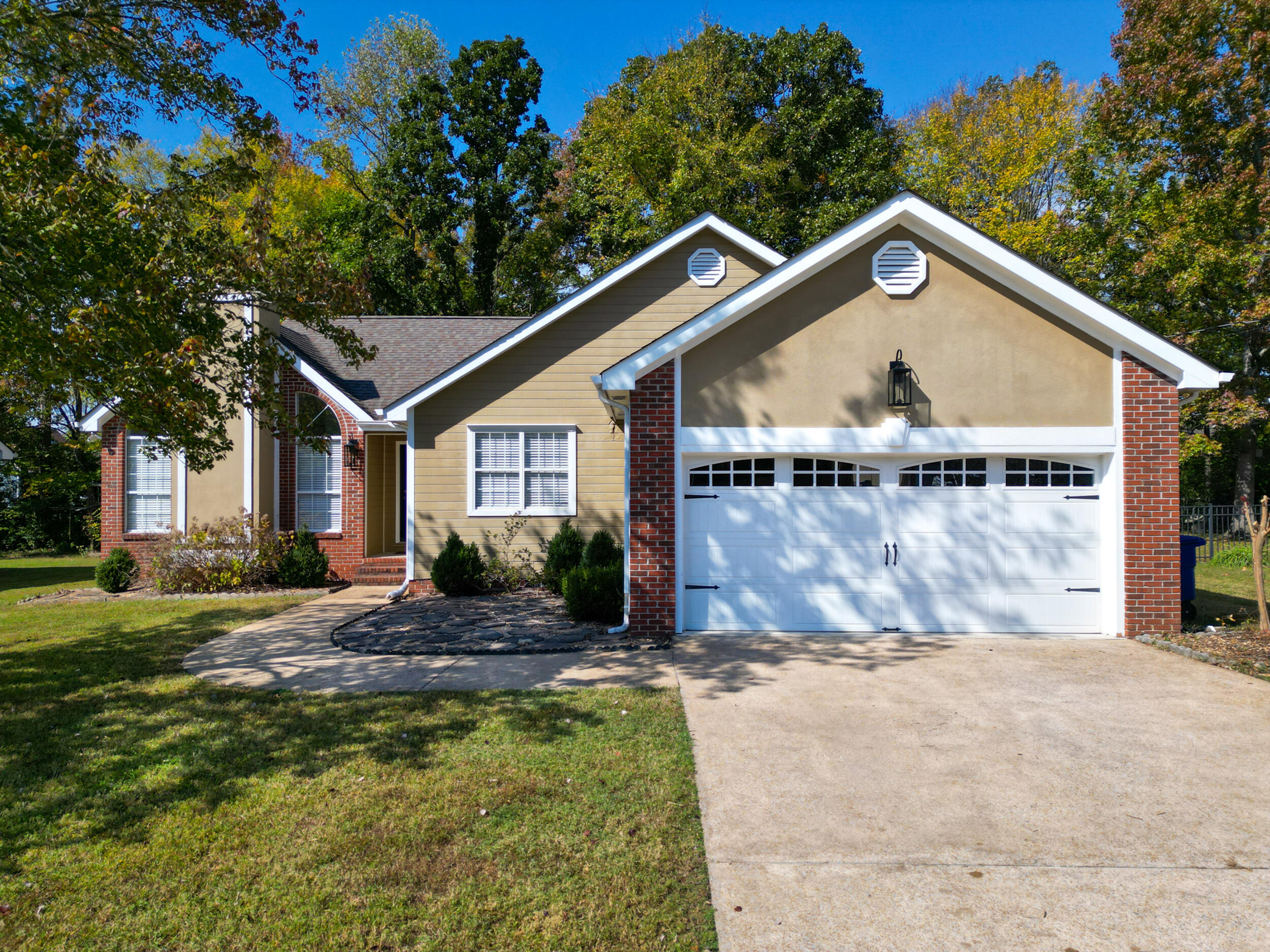 1923 Howell Mill Drive