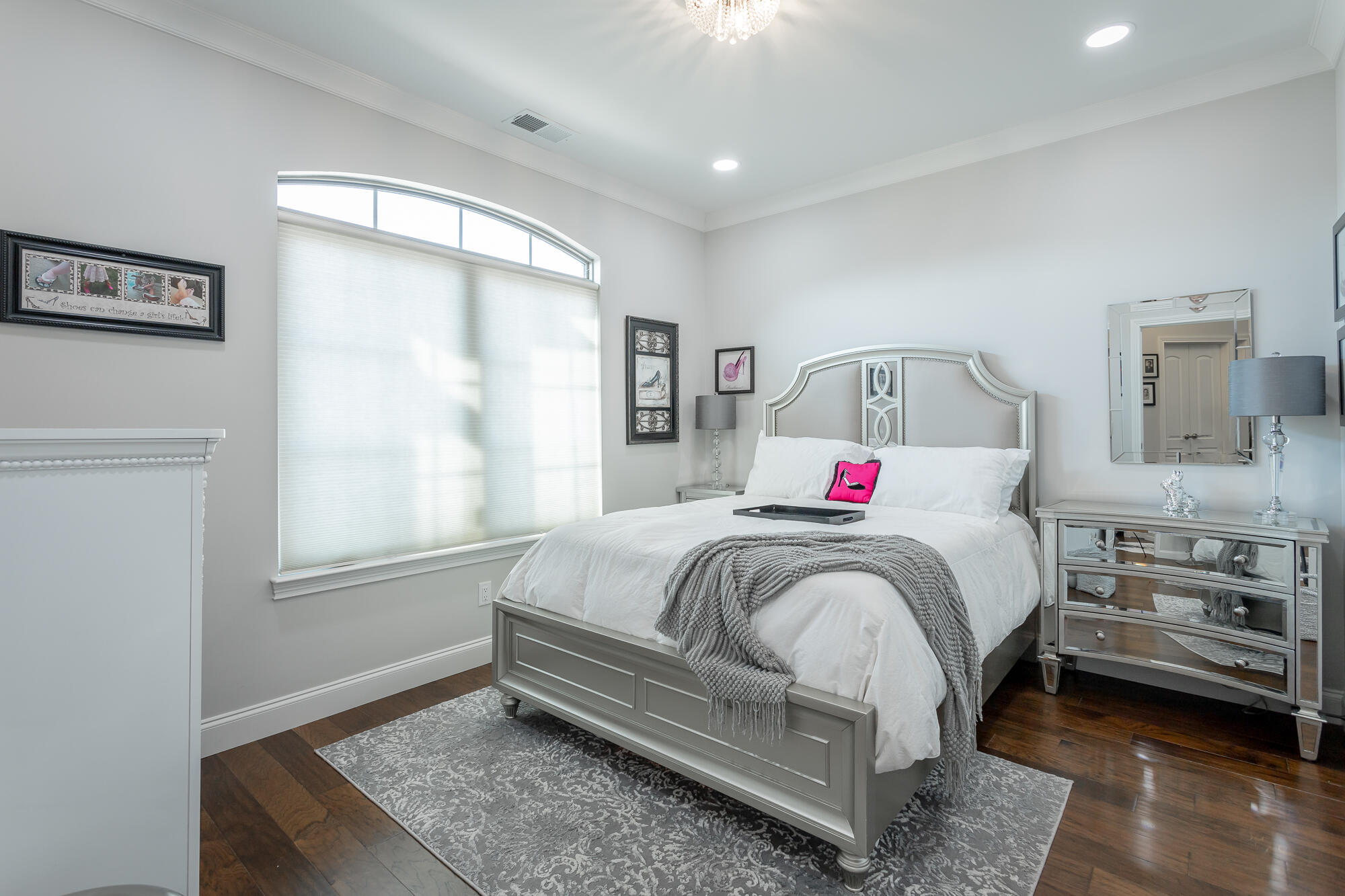 2664 Copper Cove