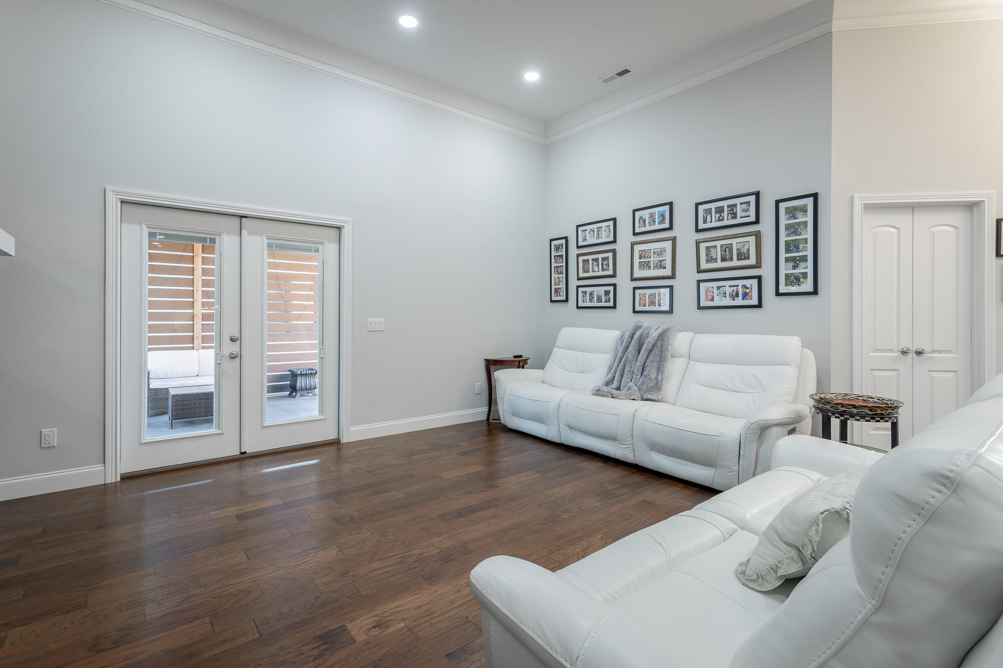 2664 Copper Cove