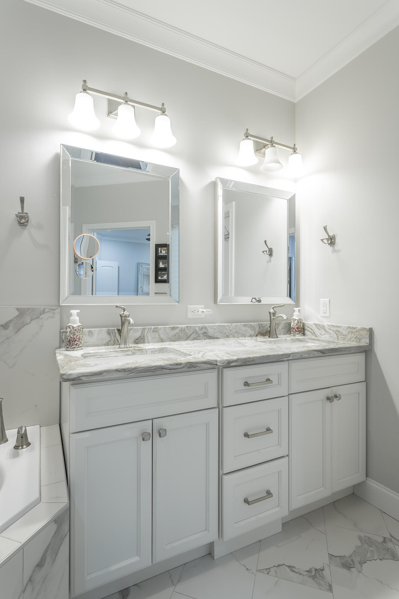 2664 Copper Cove
