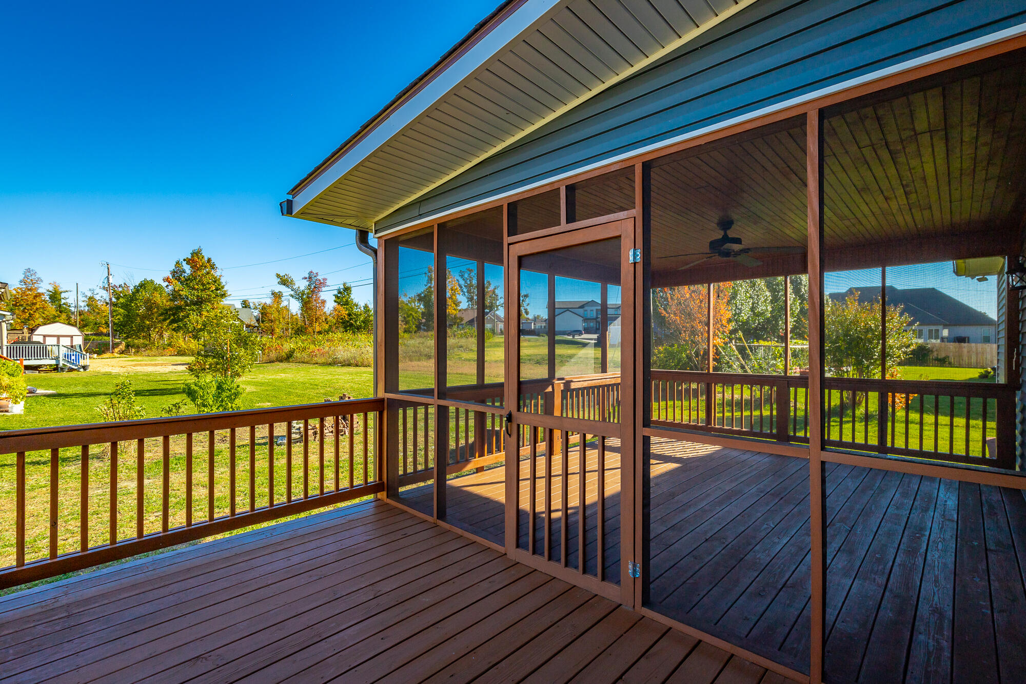 2325 Guinevere Parkway