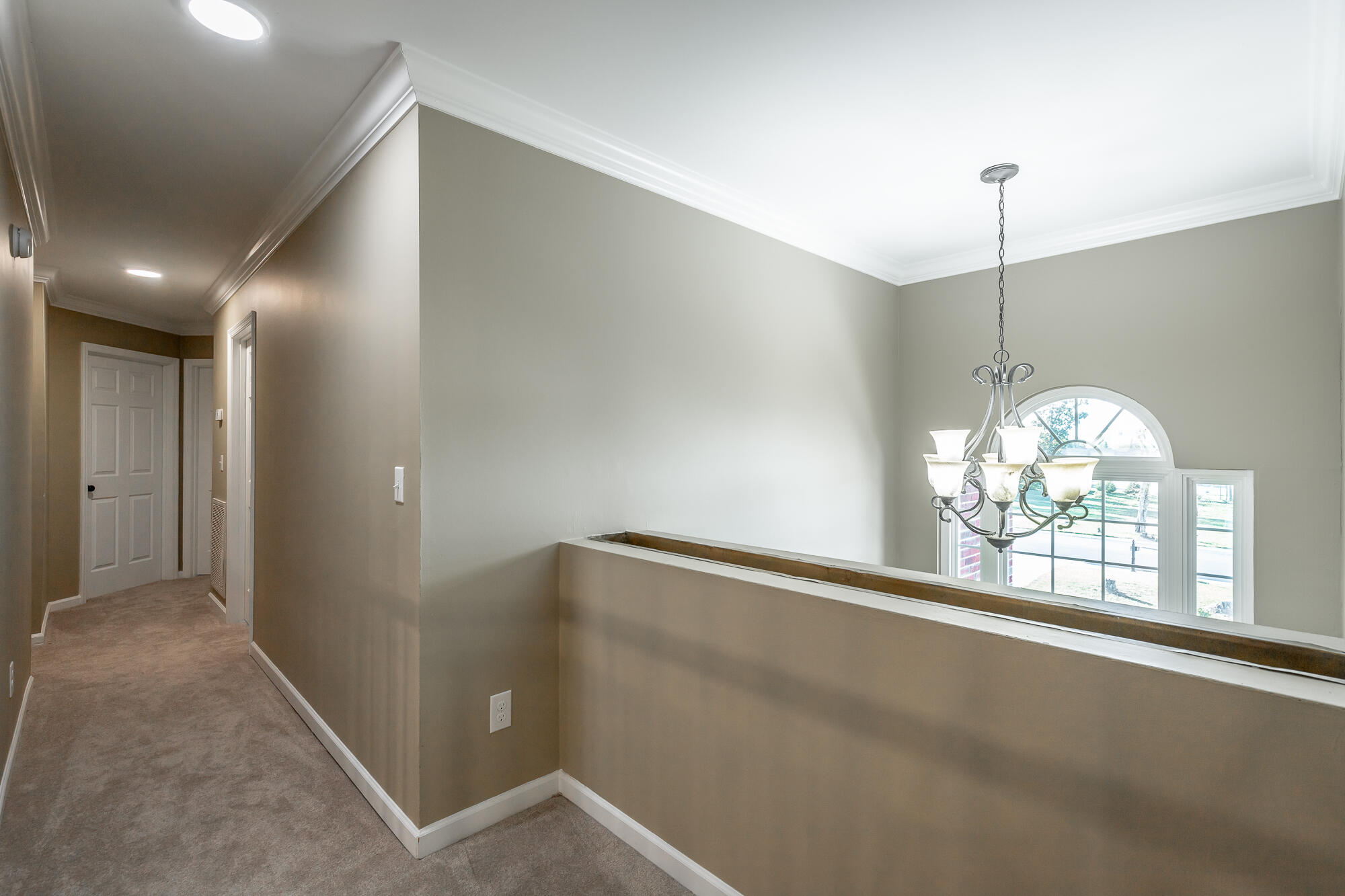 2325 Guinevere Parkway