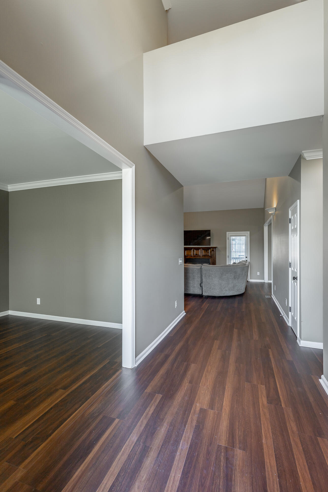 2325 Guinevere Parkway