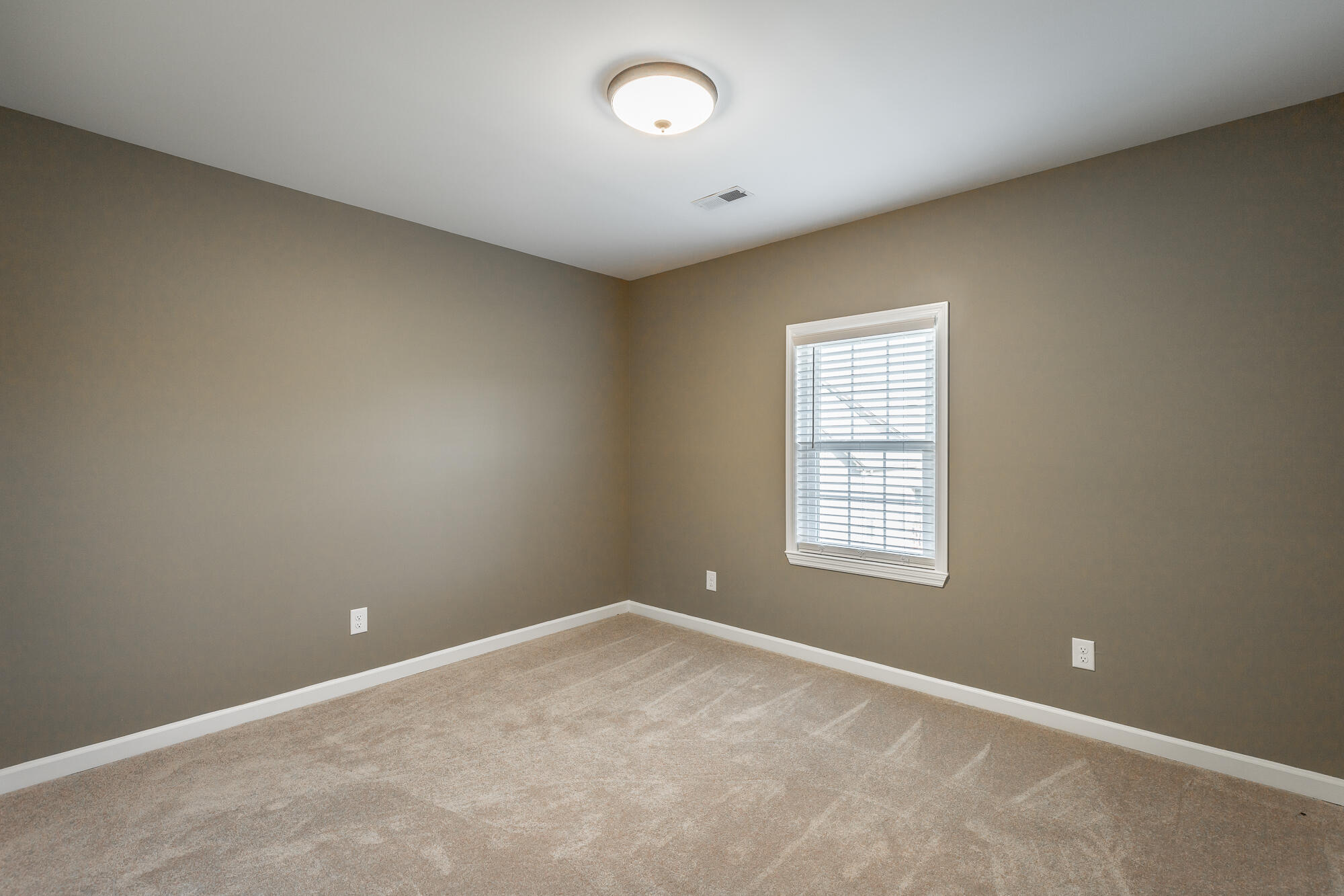 2325 Guinevere Parkway