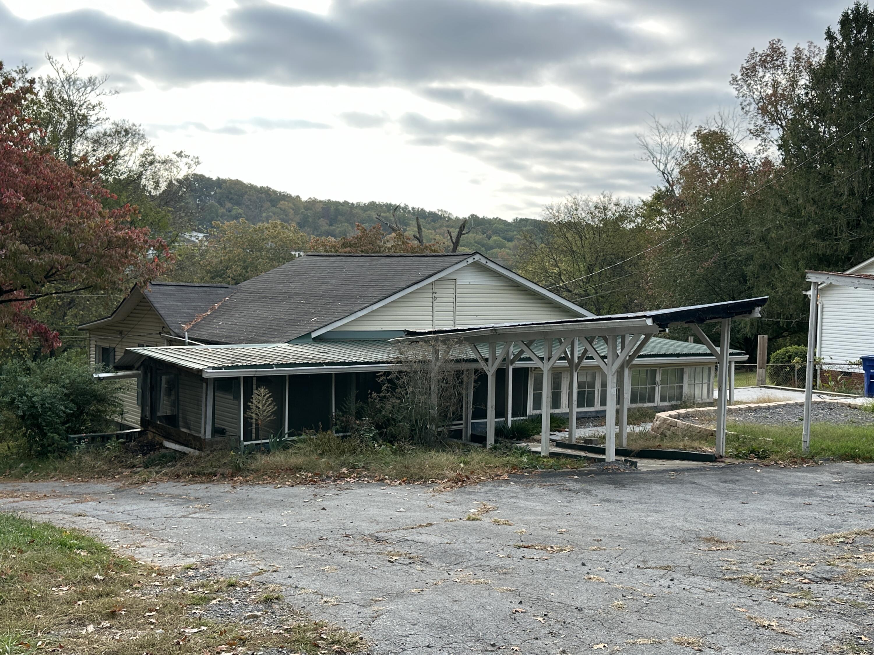 957 Beason Drive
