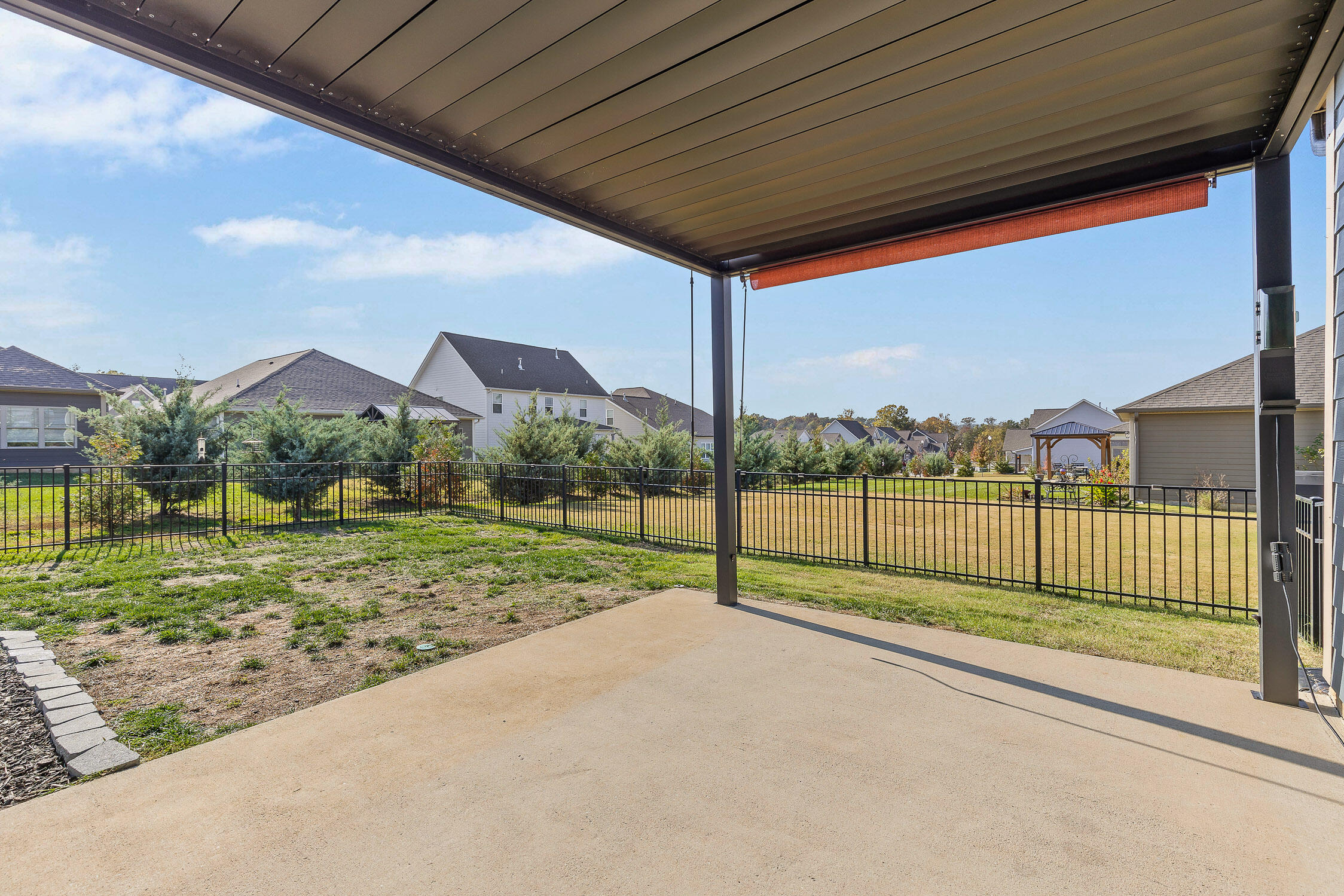 8528 Amberwing Circle