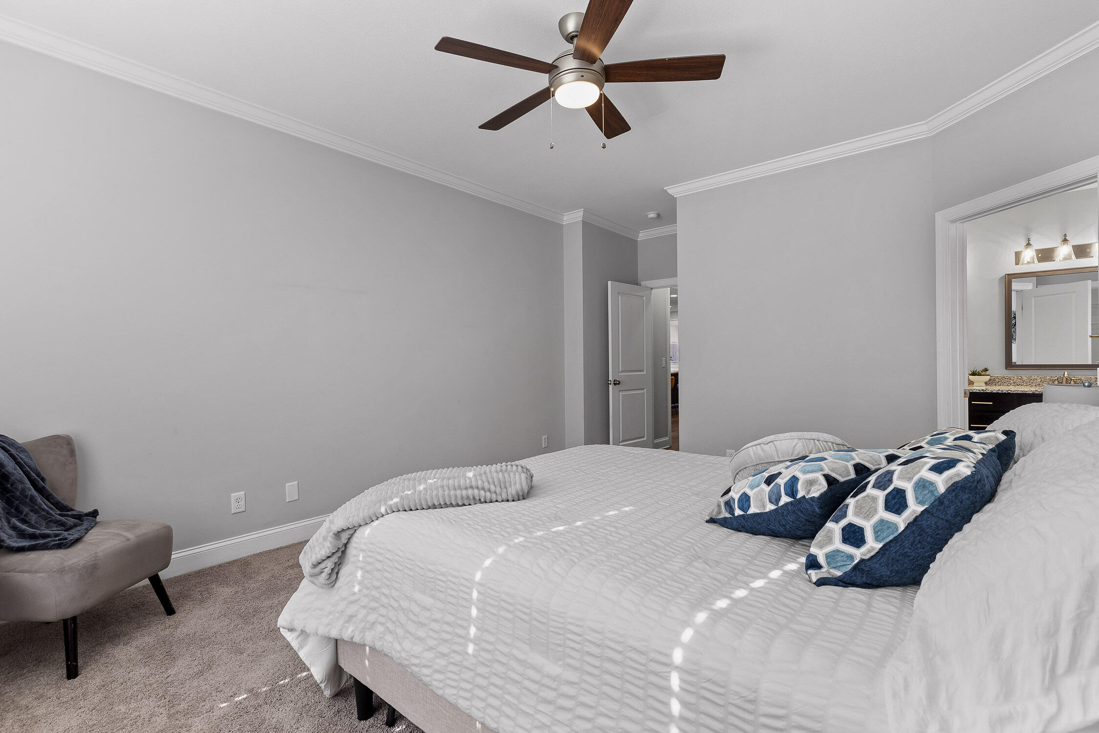 8528 Amberwing Circle