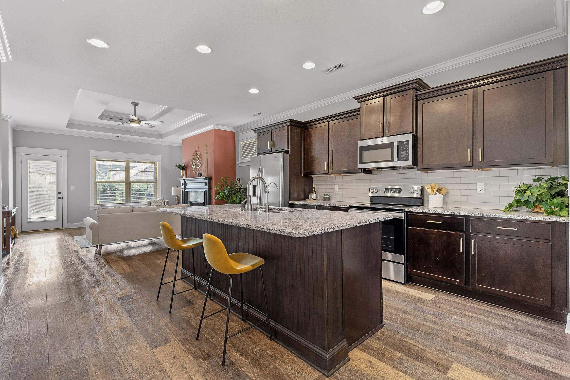 8528 Amberwing Circle