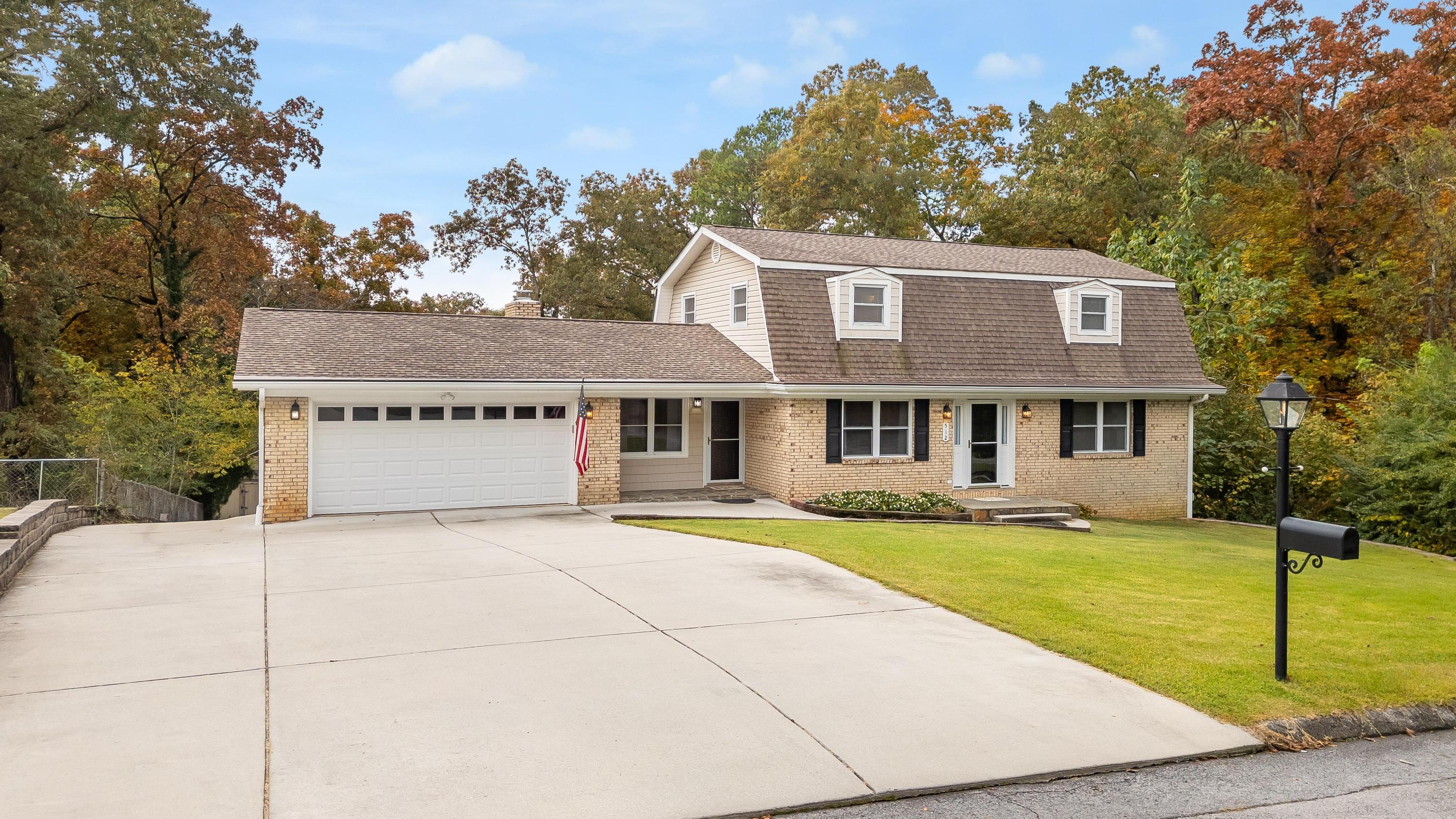 512 Briar Park Lane