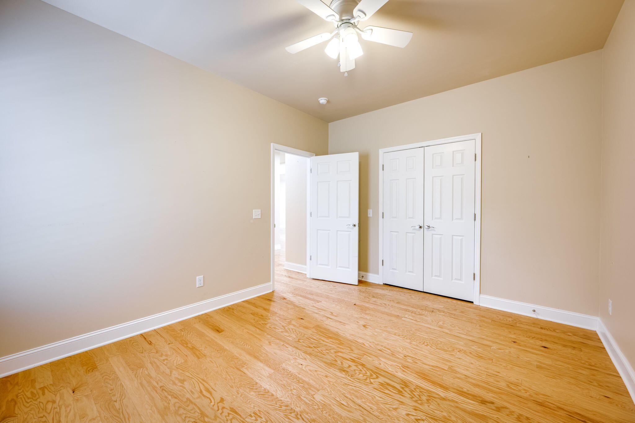 155 SE William Way