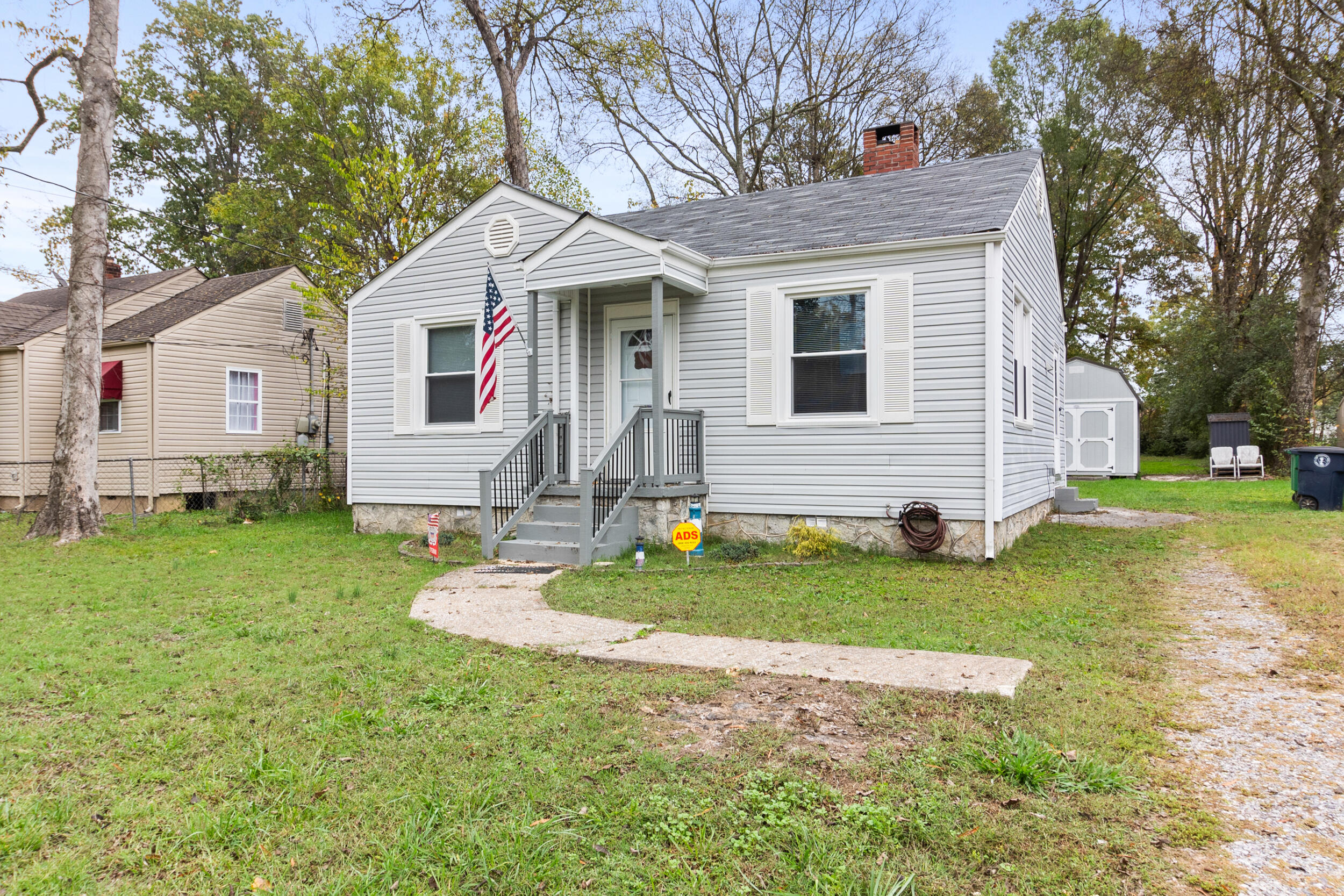1513 Fruitland Drive