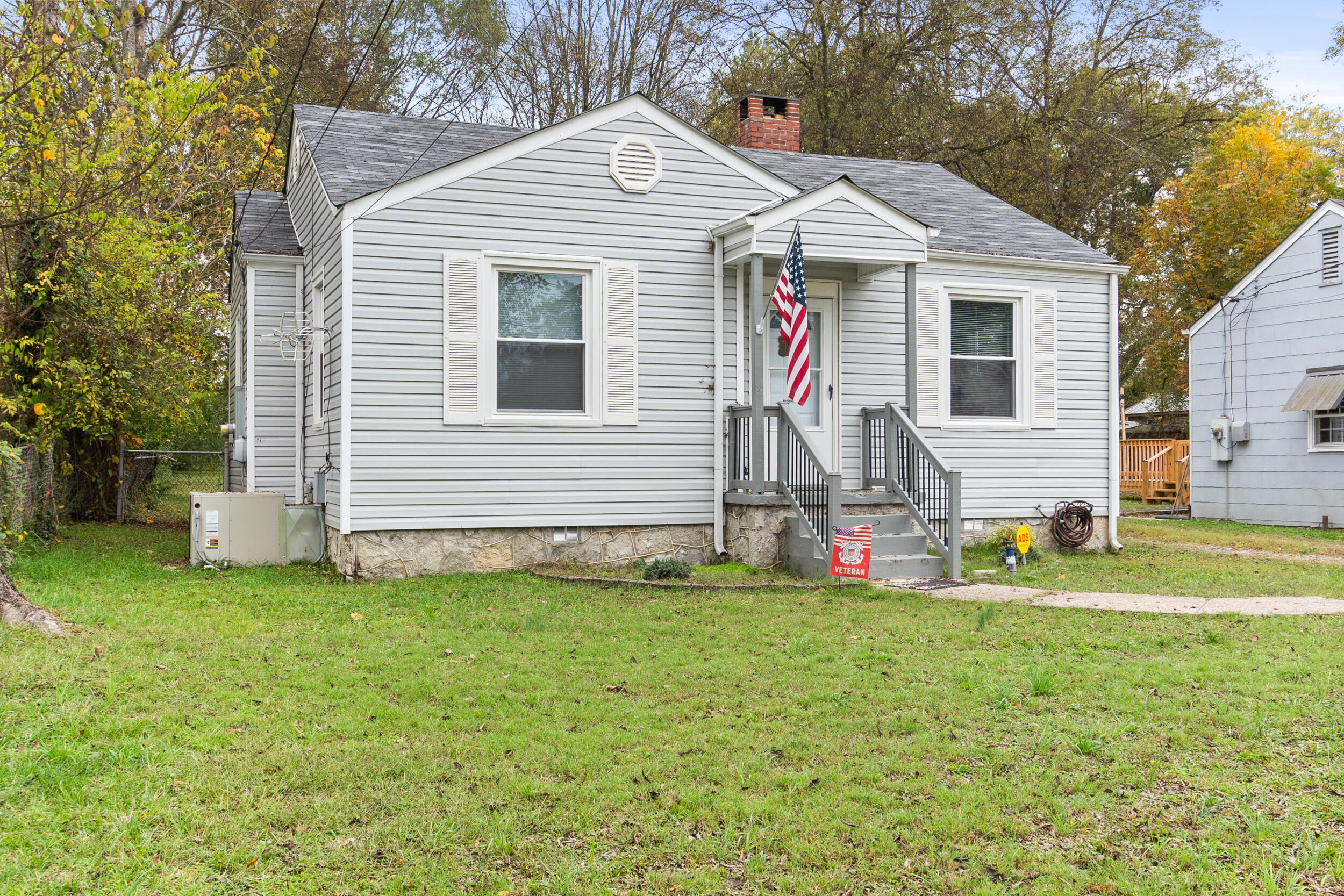 1513 Fruitland Drive