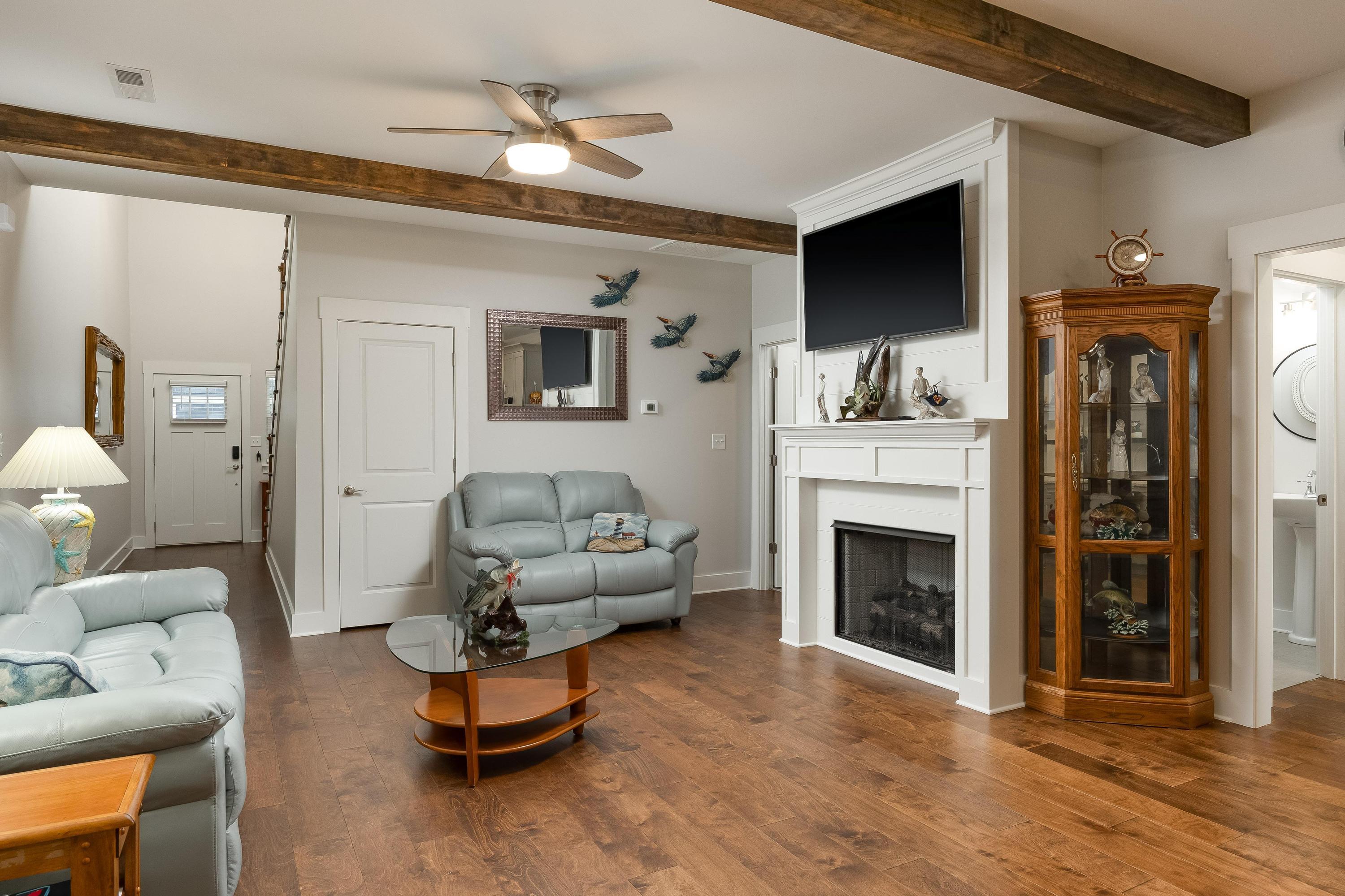 11328 Cape View, 2