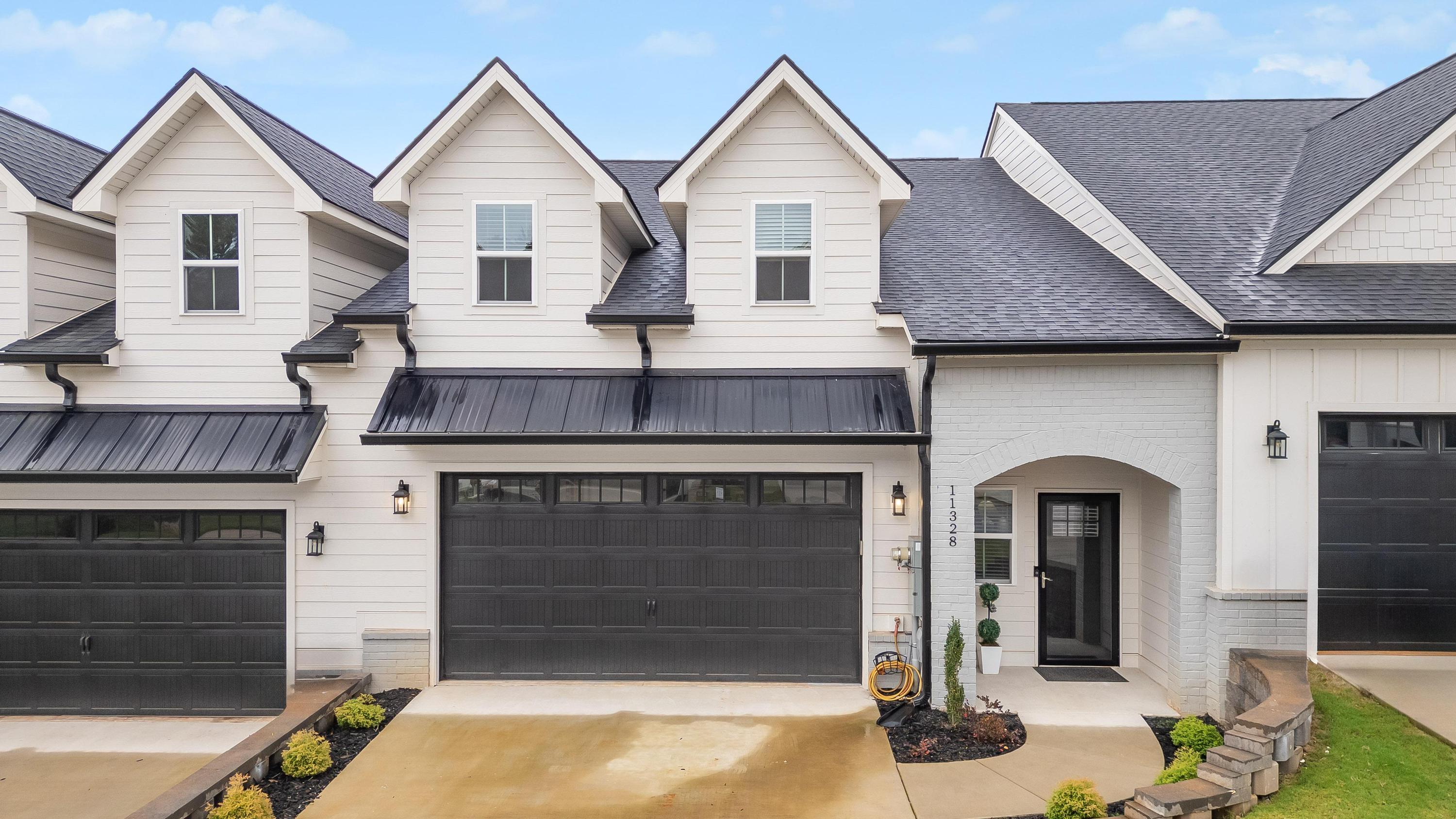 11328 Cape View, 2