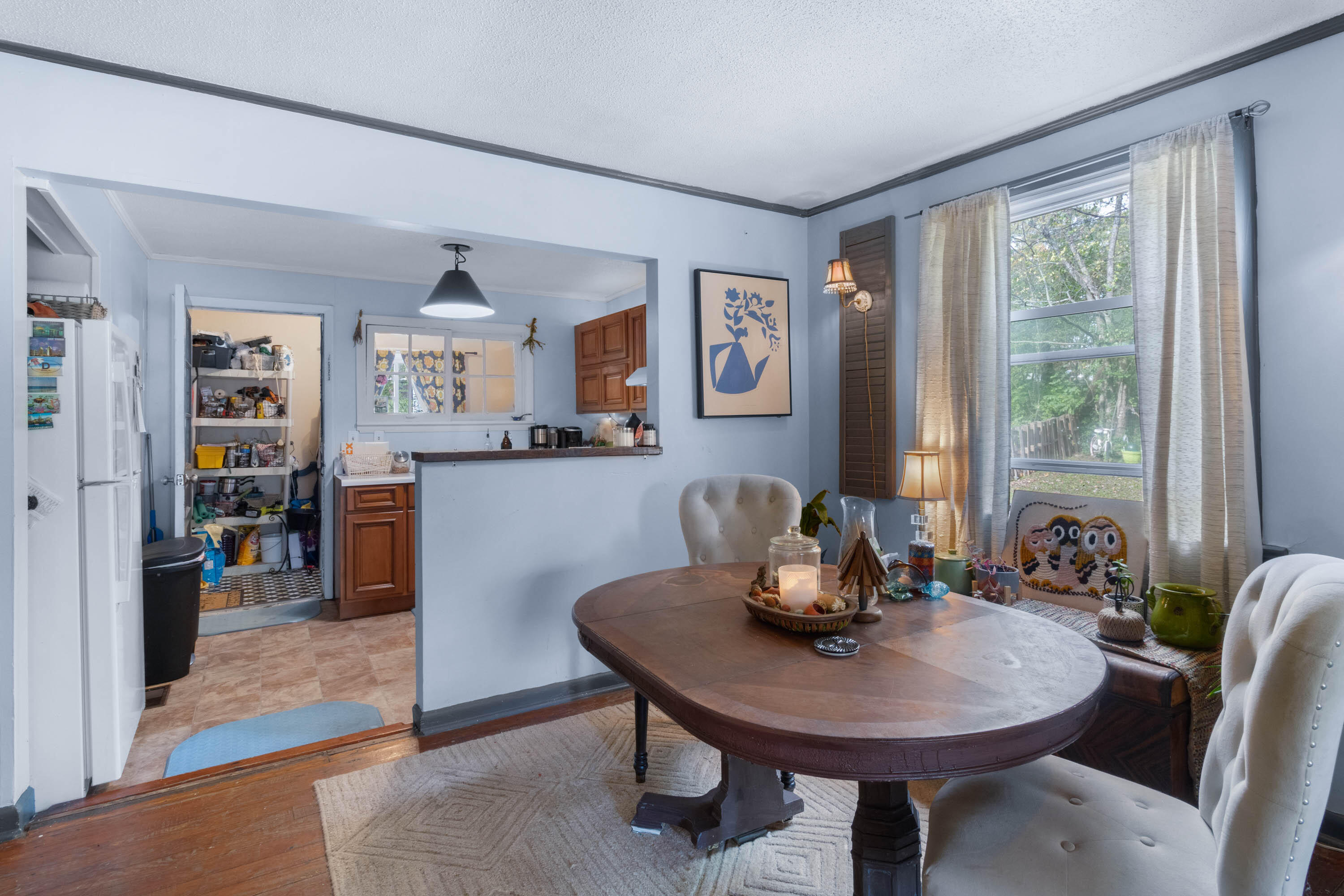 712 Orchard Terrace