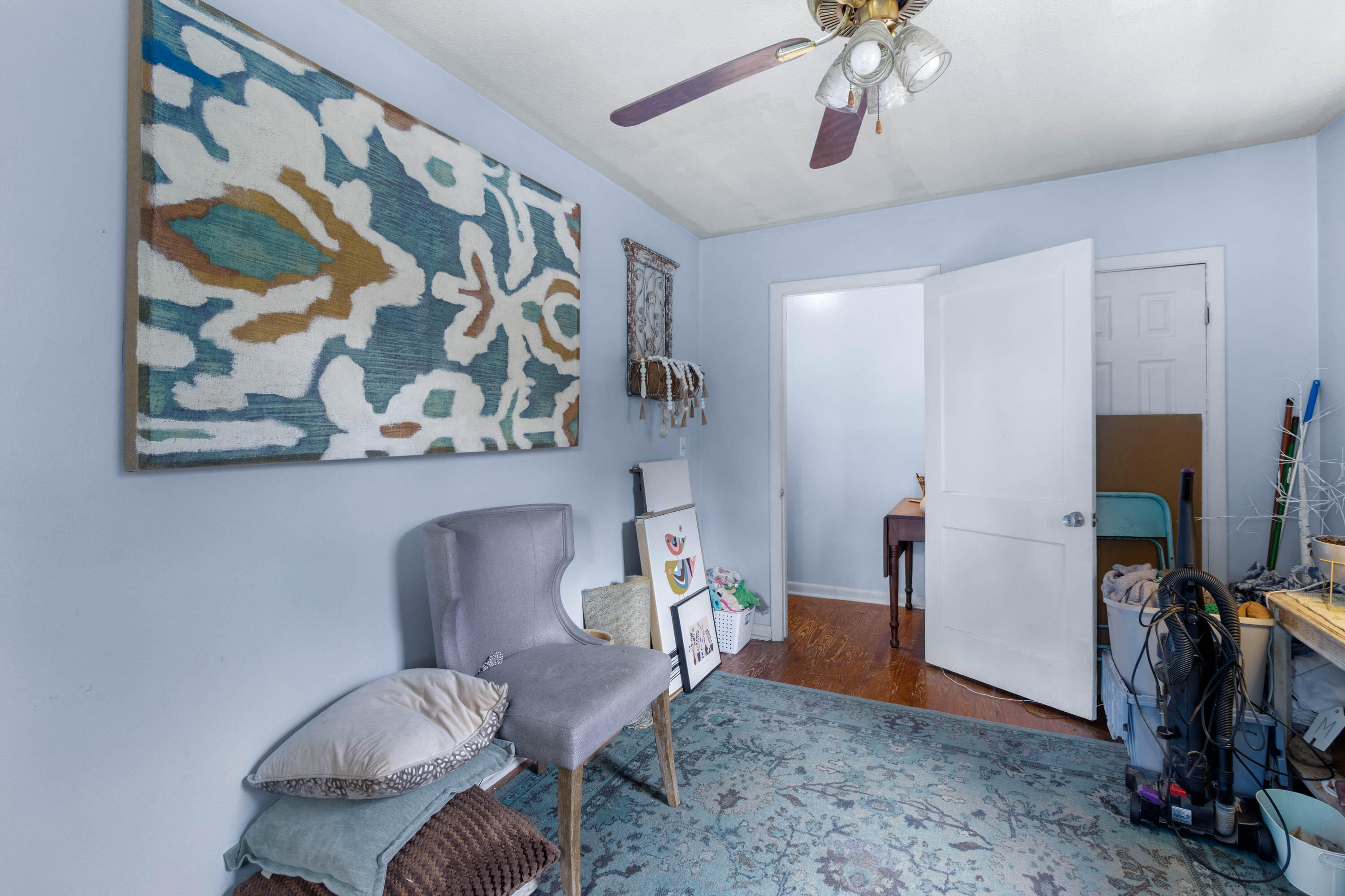 712 Orchard Terrace