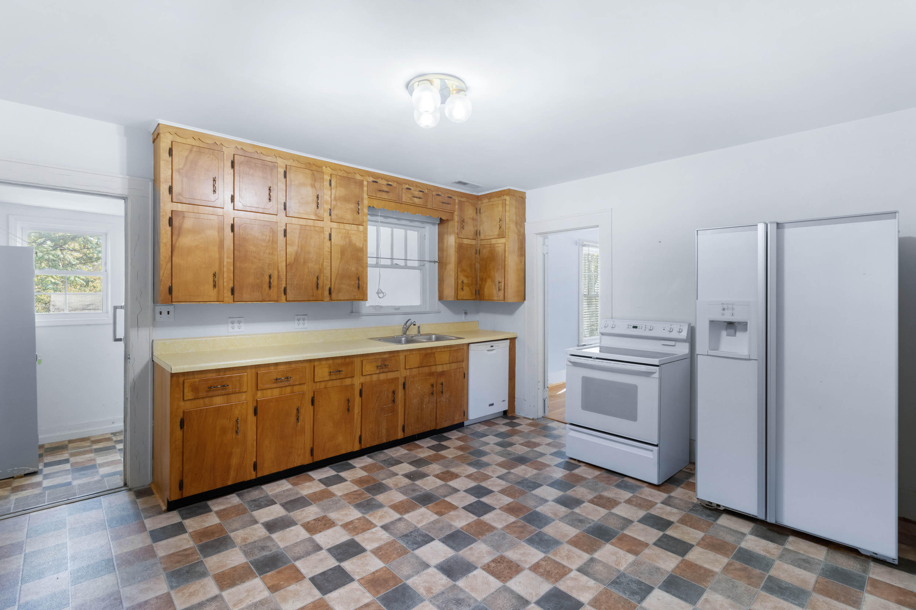 712 Orchard Terrace