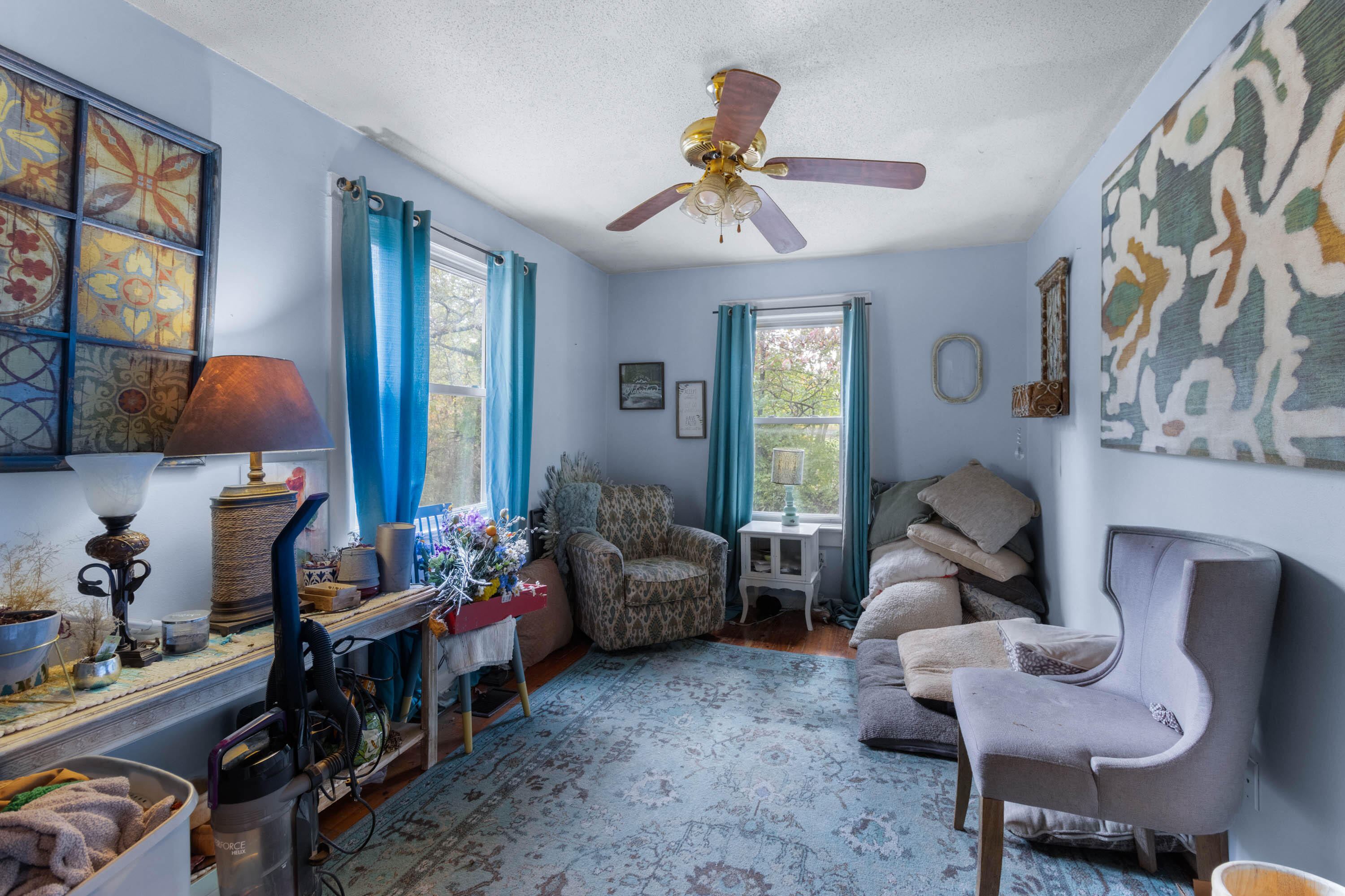 712 Orchard Terrace