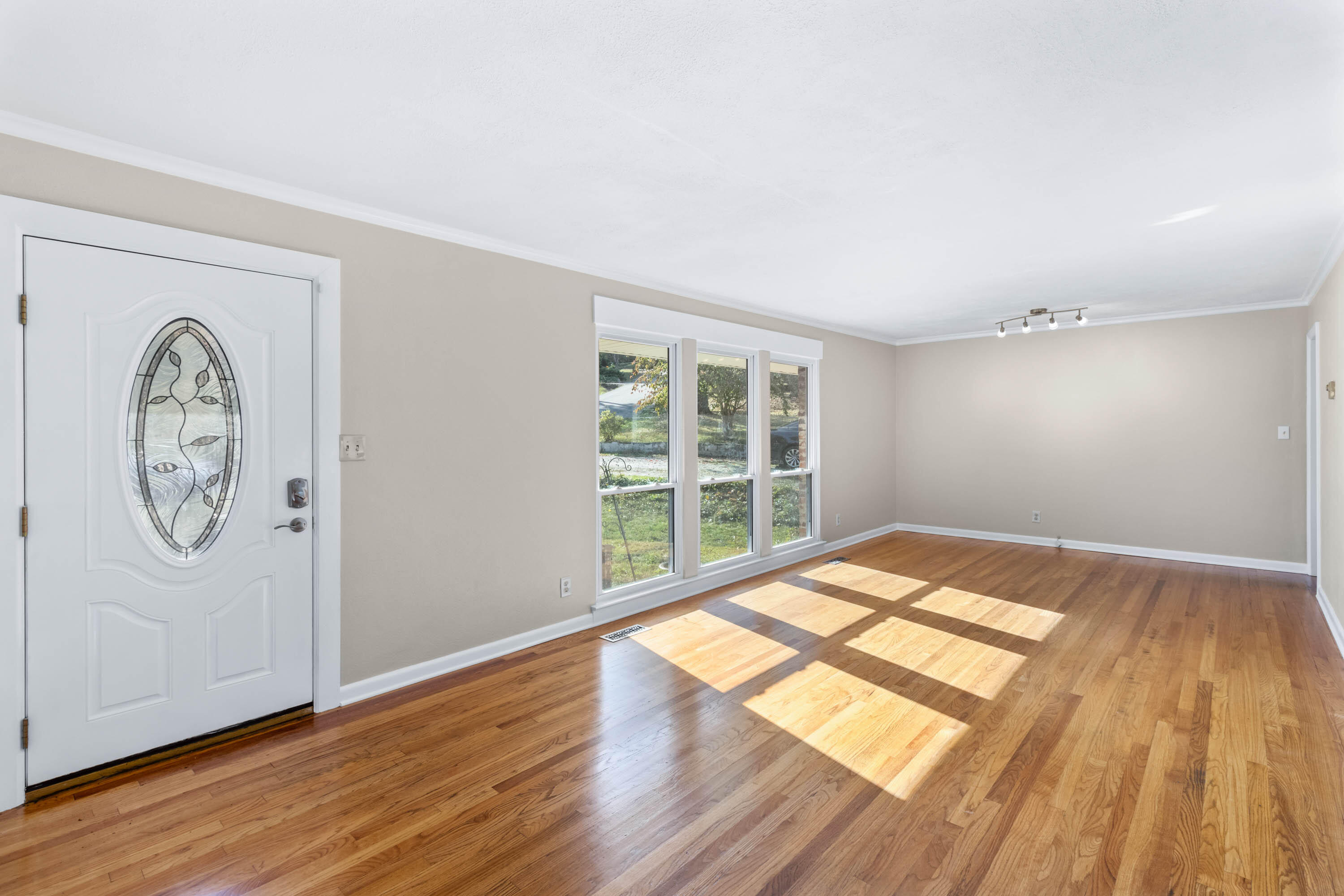 1125 Clermont Drive