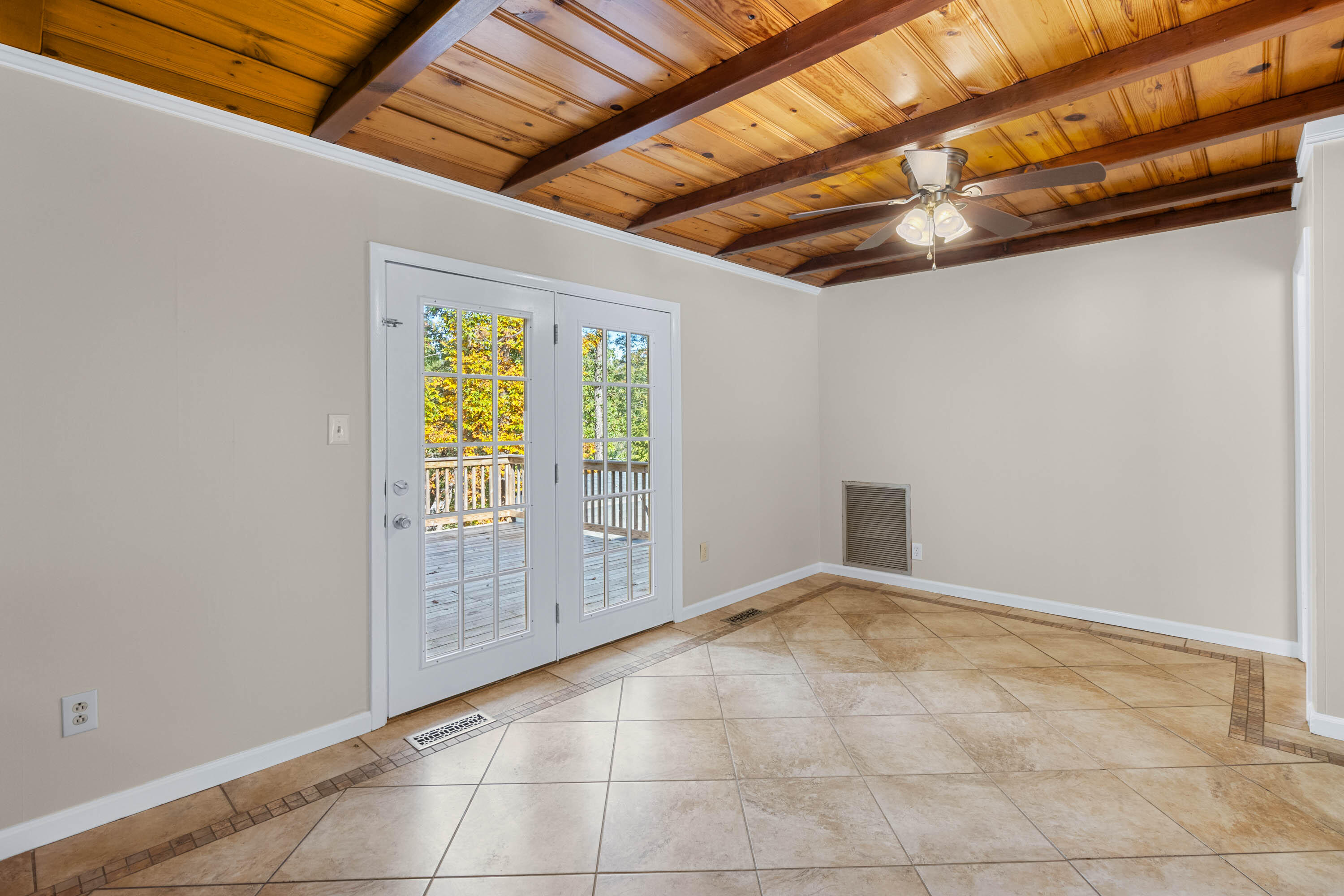 1125 Clermont Drive
