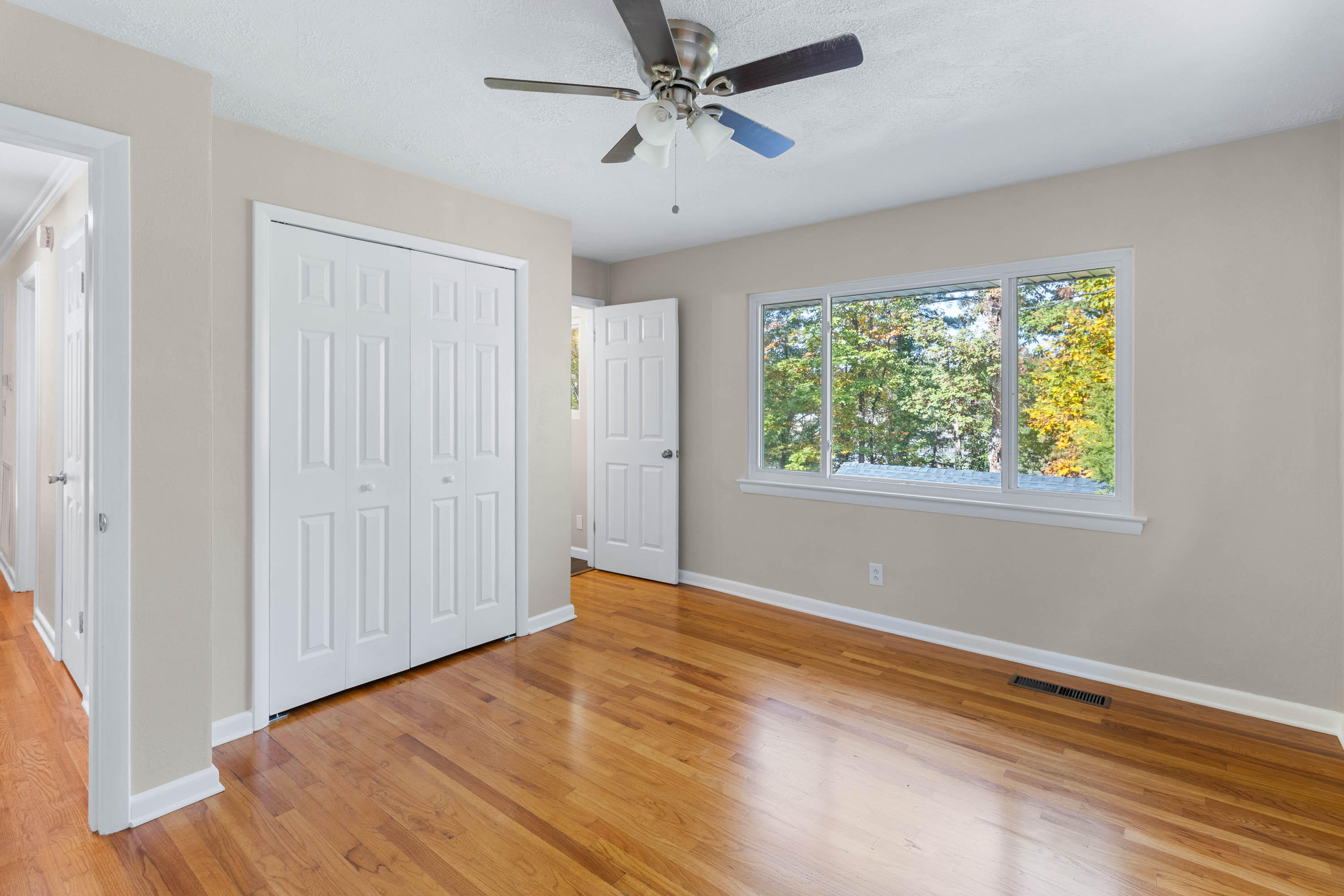 1125 Clermont Drive