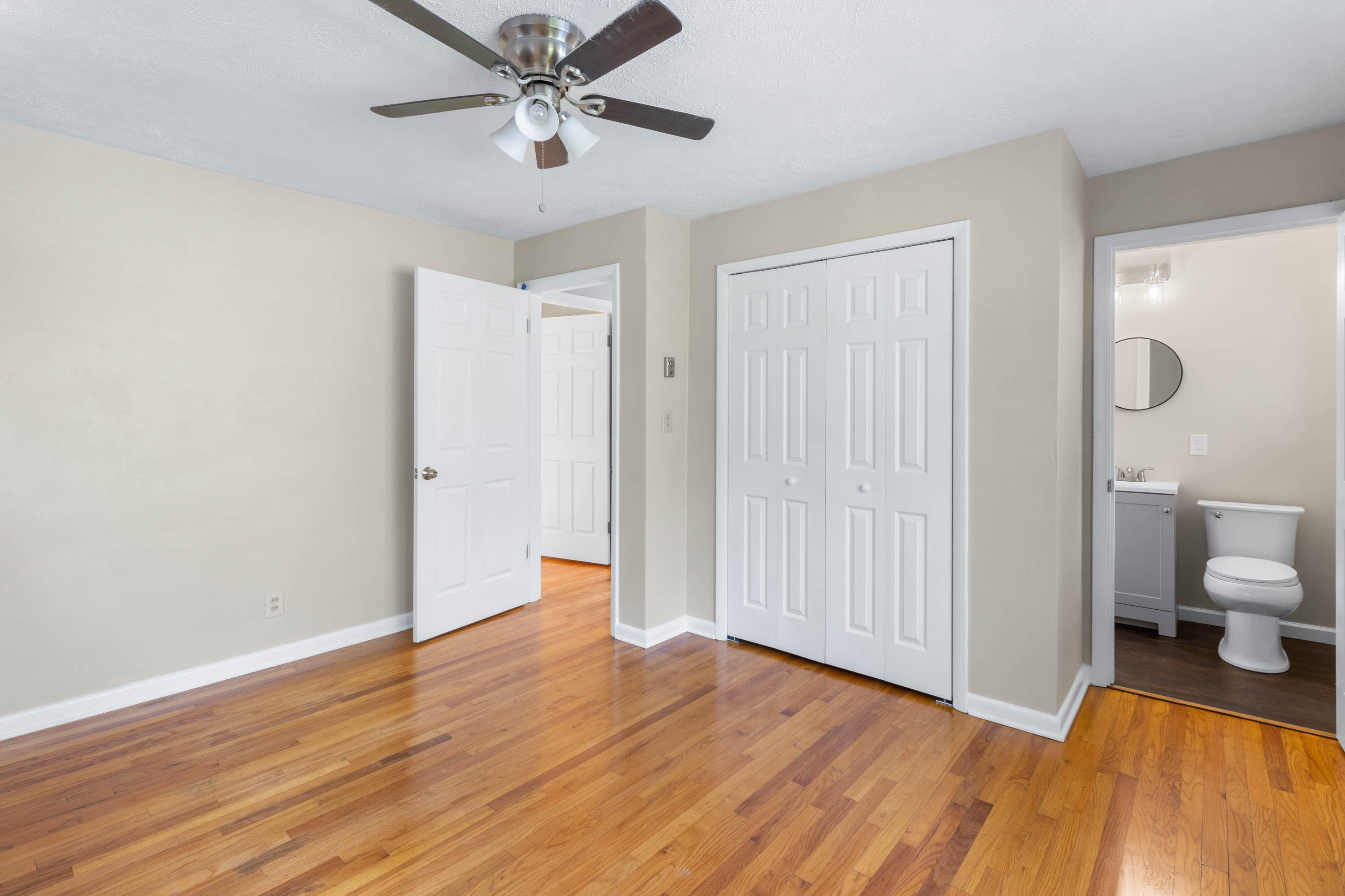1125 Clermont Drive