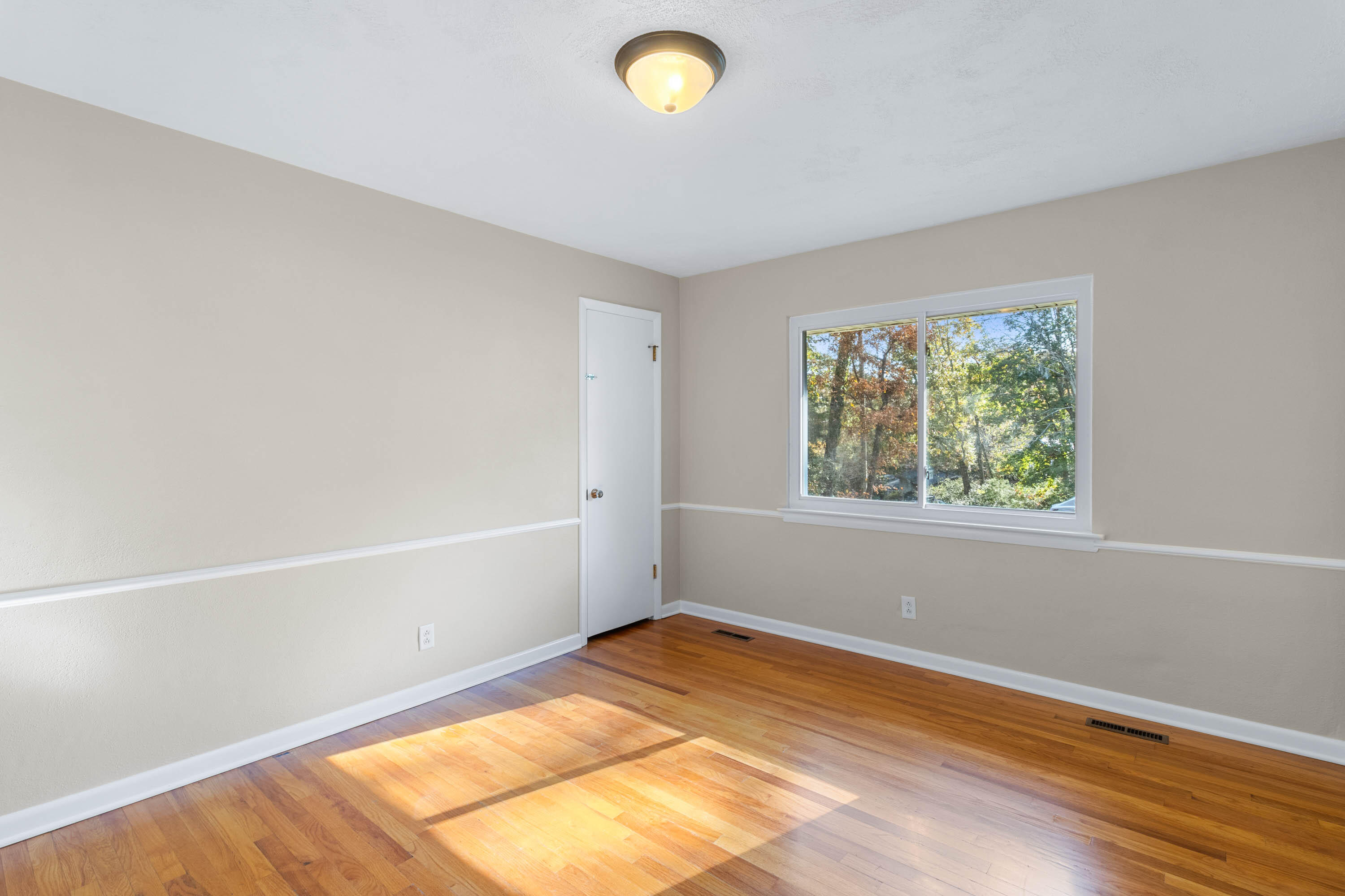 1125 Clermont Drive