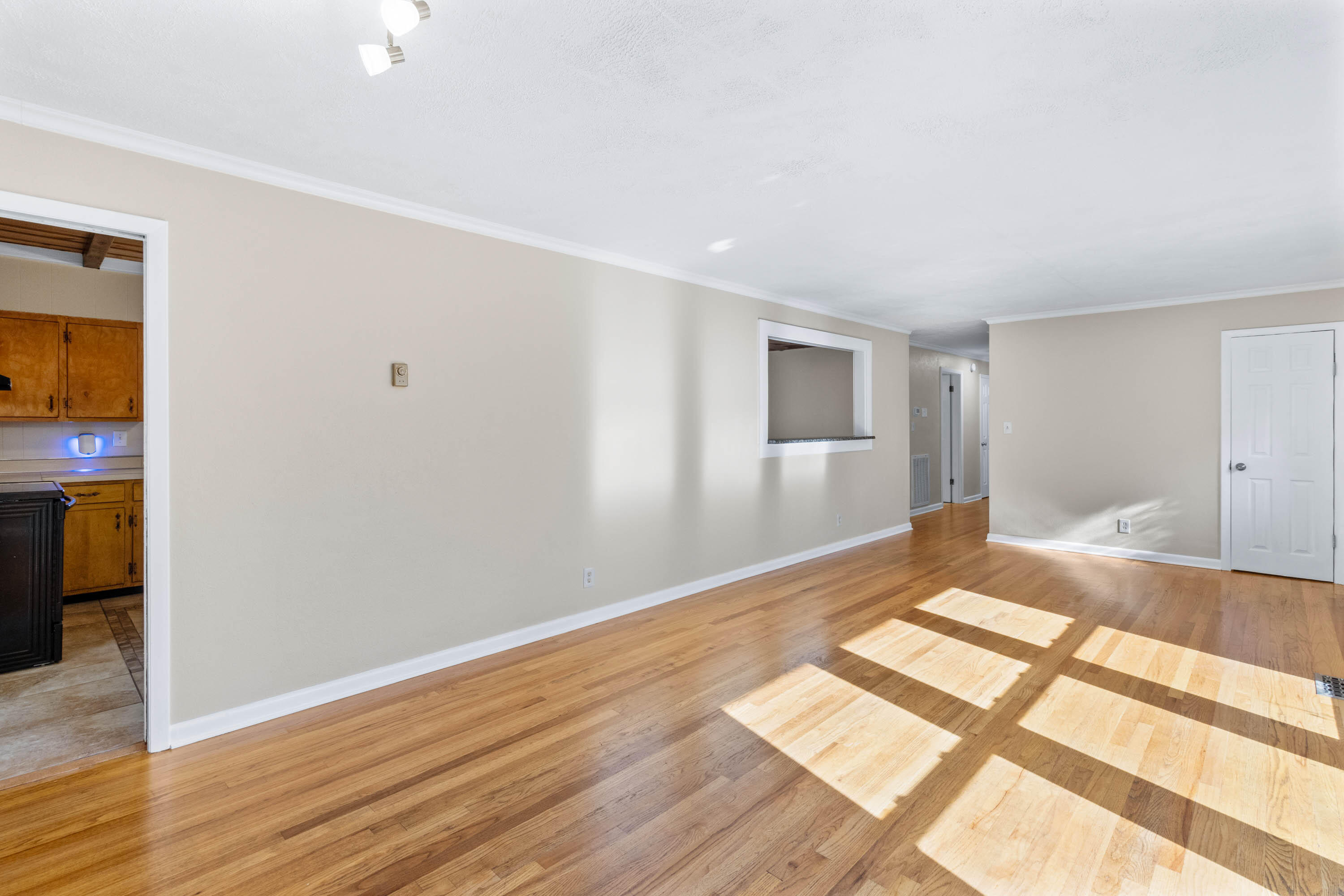 1125 Clermont Drive