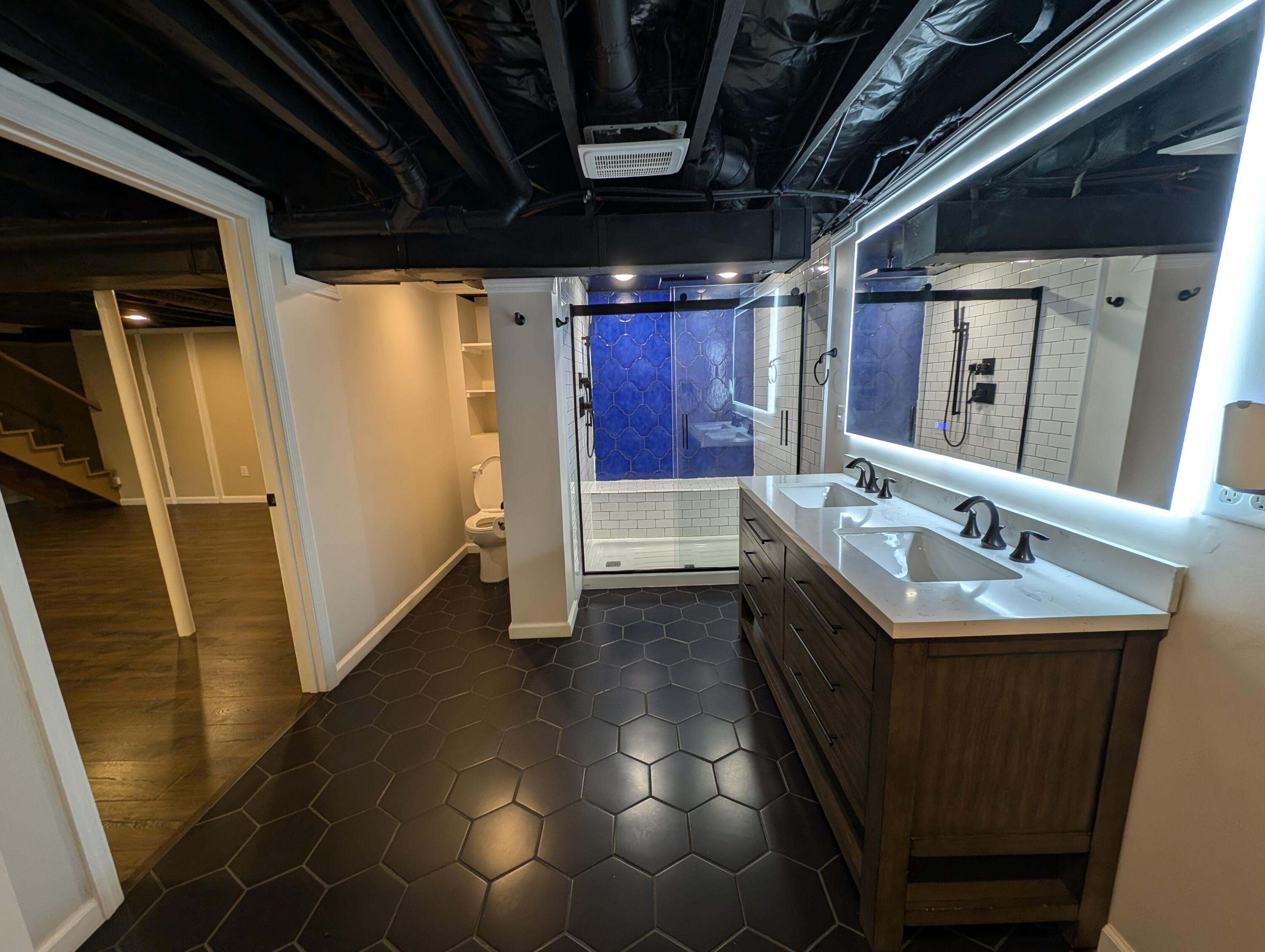 1125 Clermont Drive
