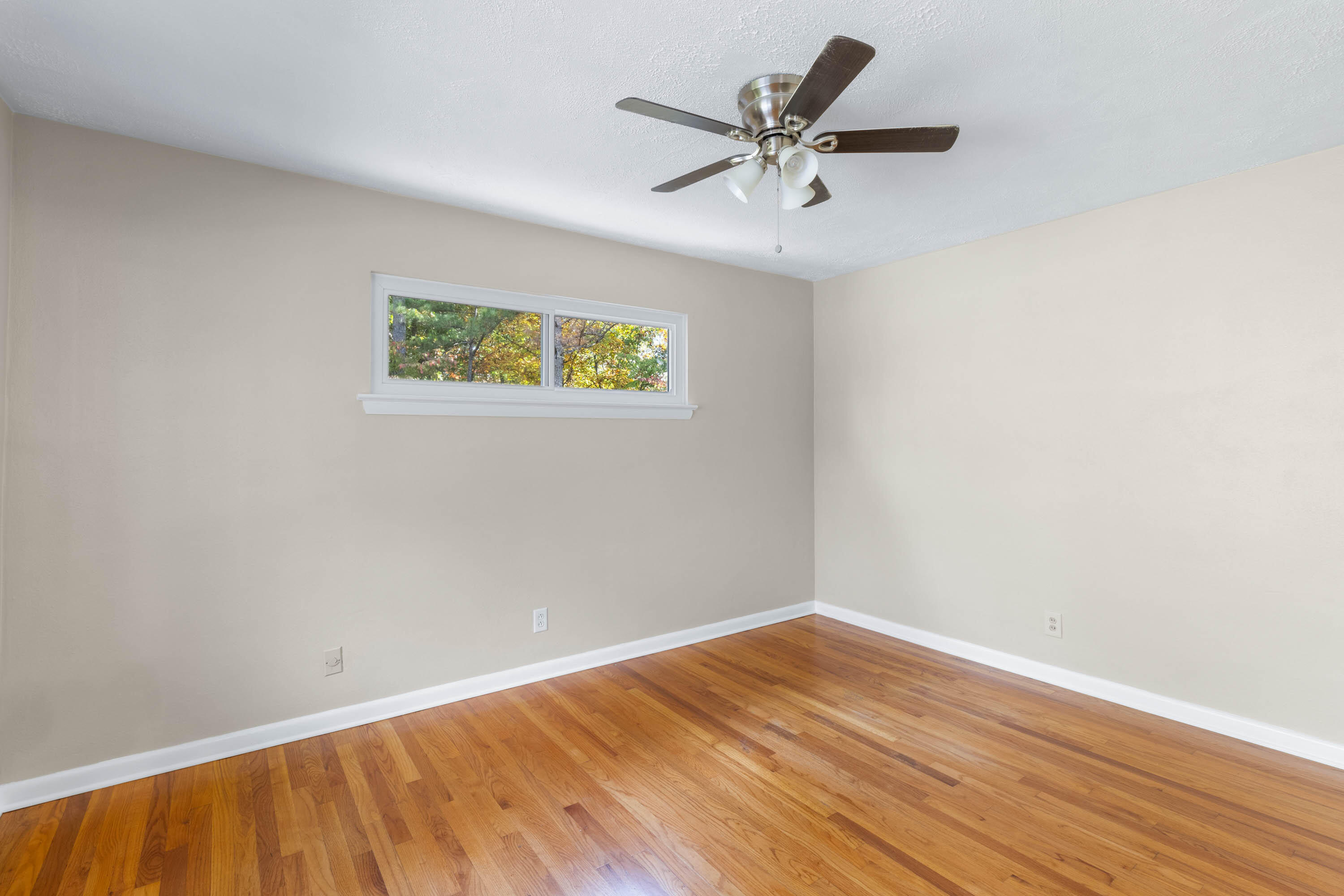 1125 Clermont Drive