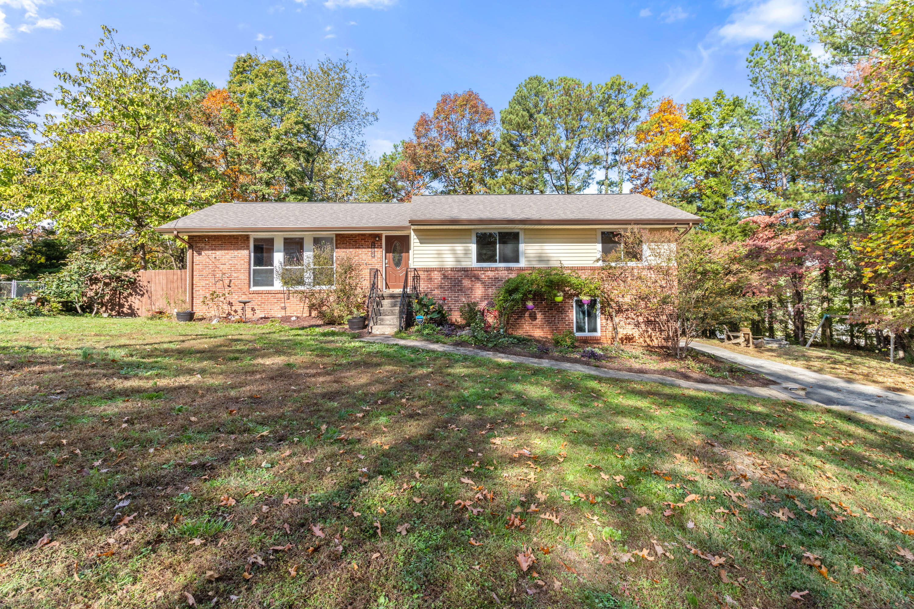 1125 Clermont Drive
