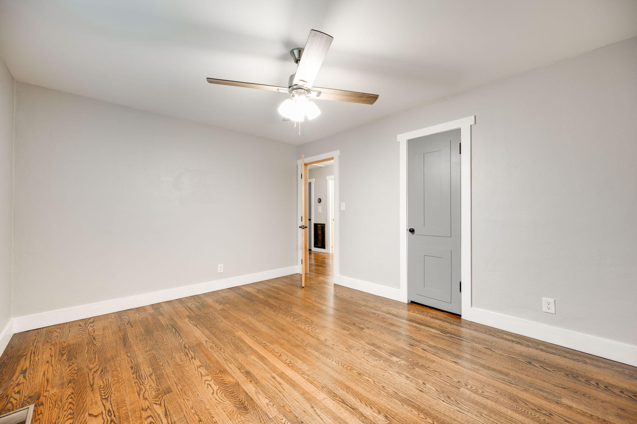 3668 Larry Lane