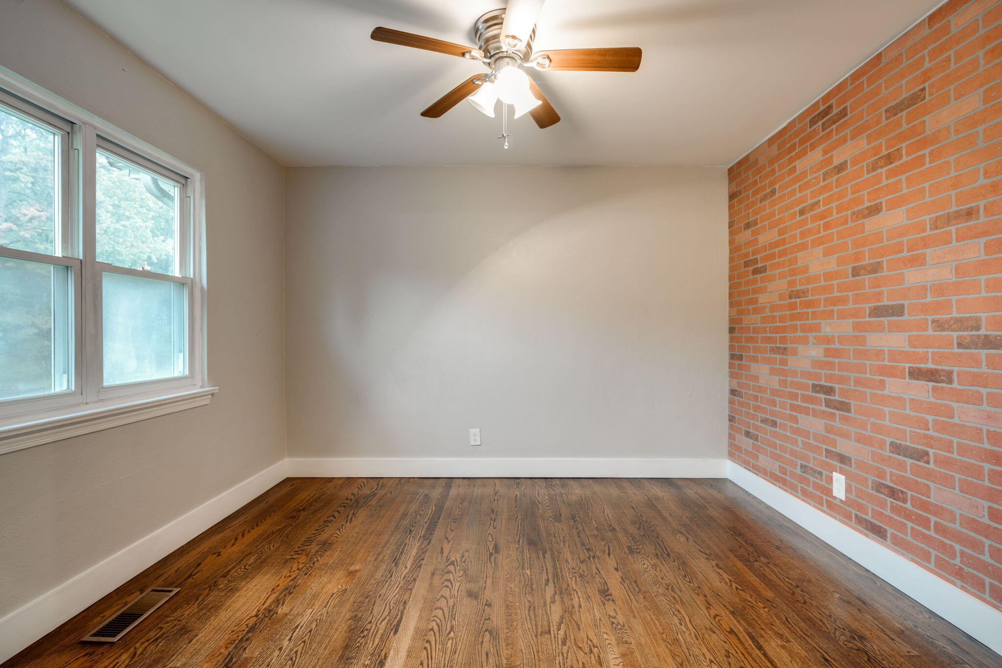 3668 Larry Lane