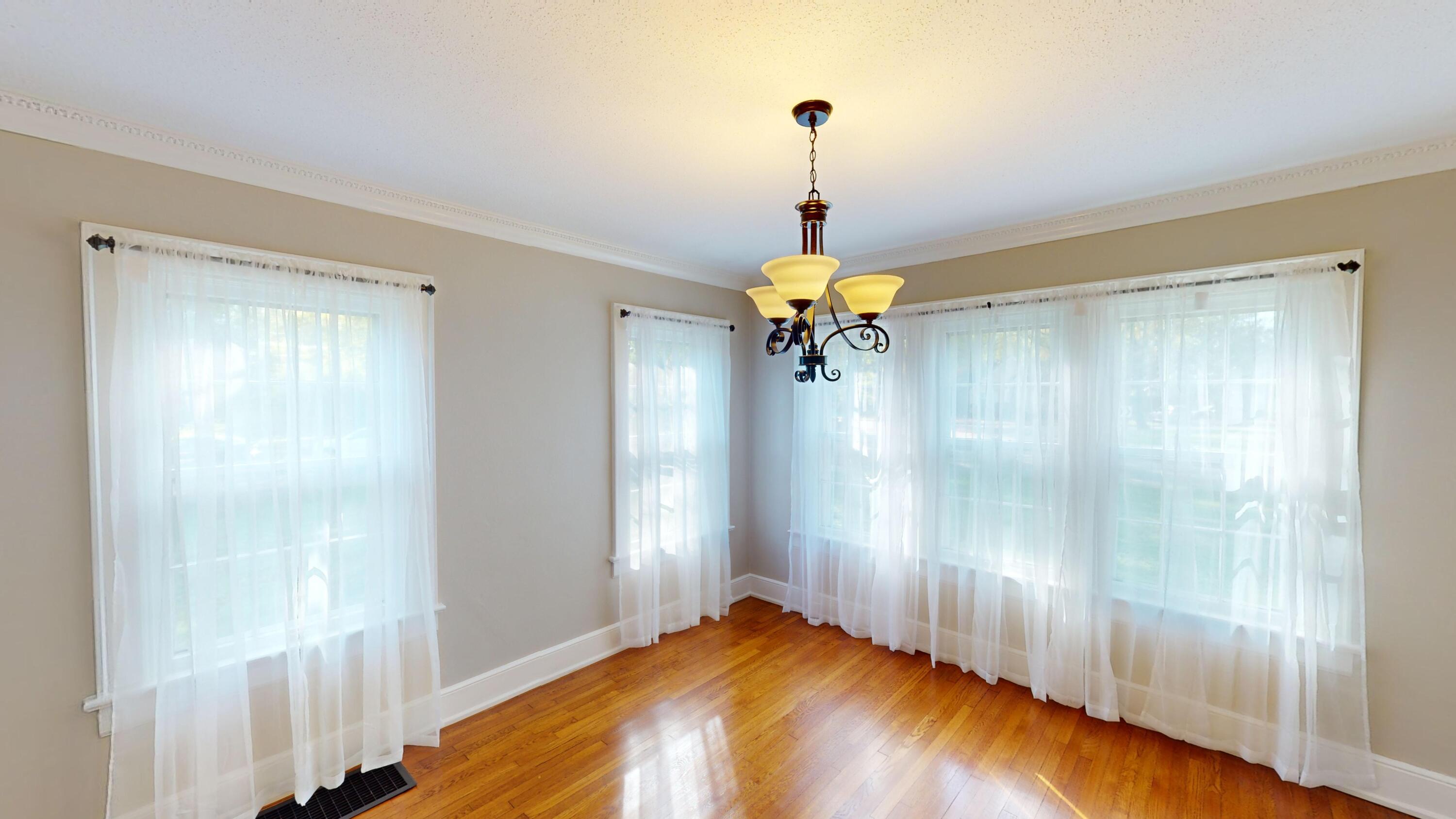 401 Shawnee Trail