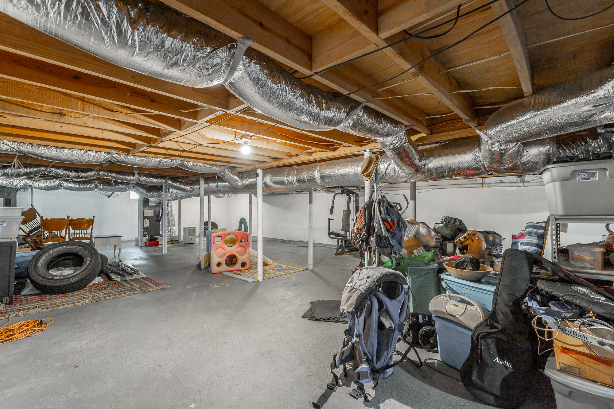 917a Crest Drive