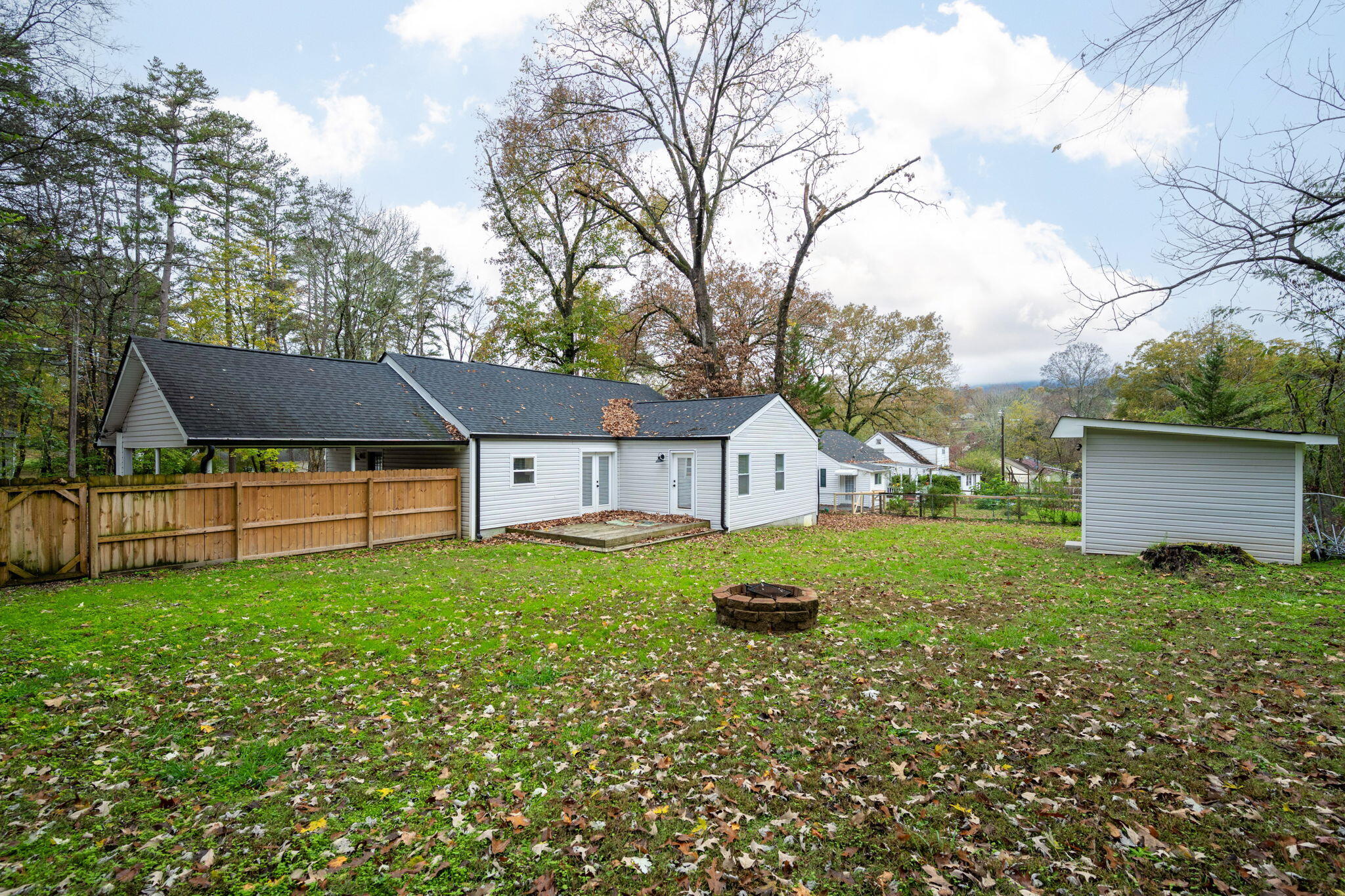 123 Hill Road