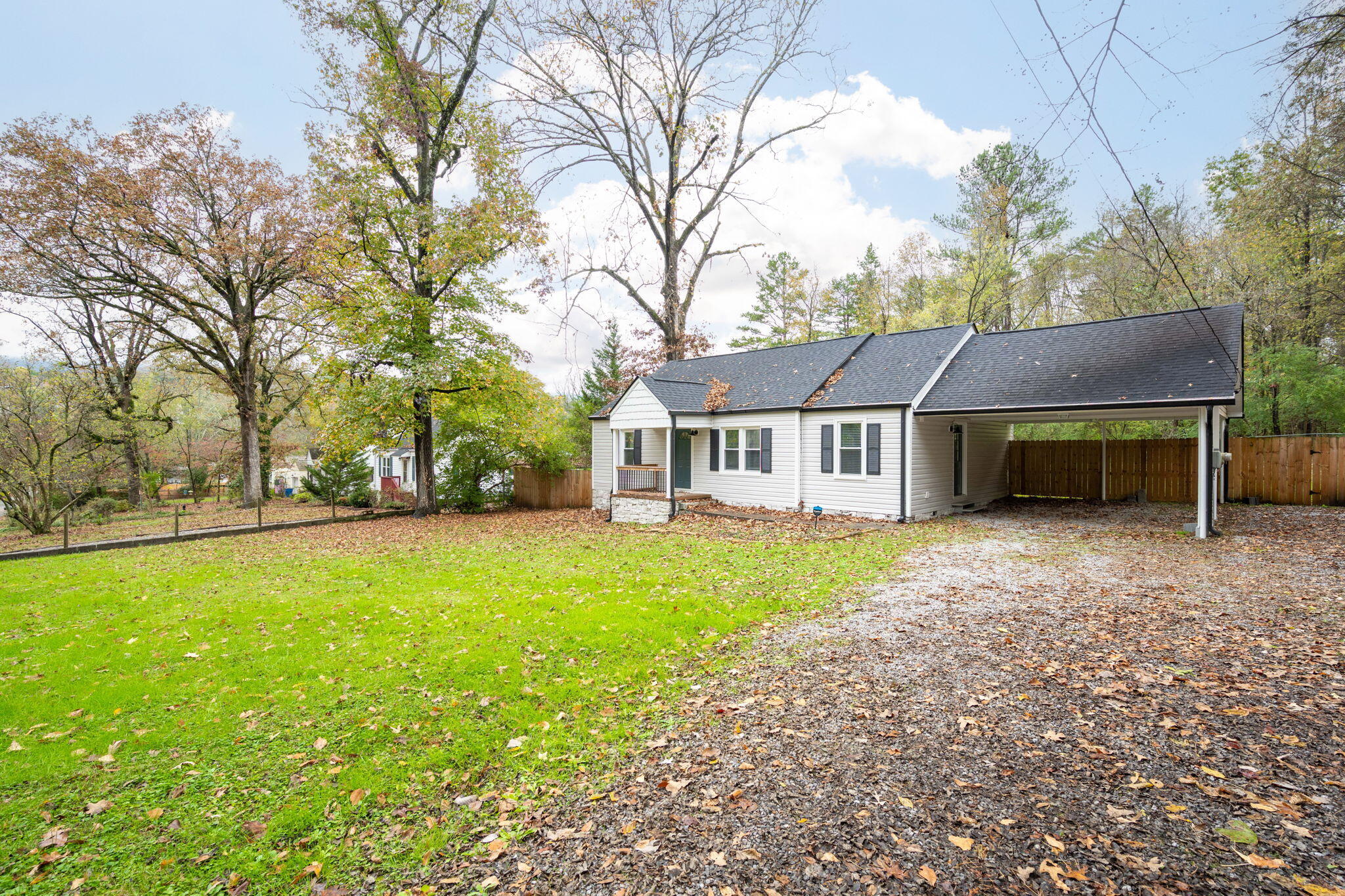 123 Hill Road