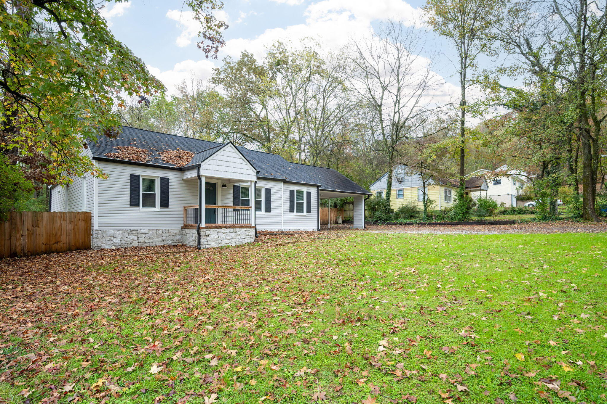 123 Hill Road