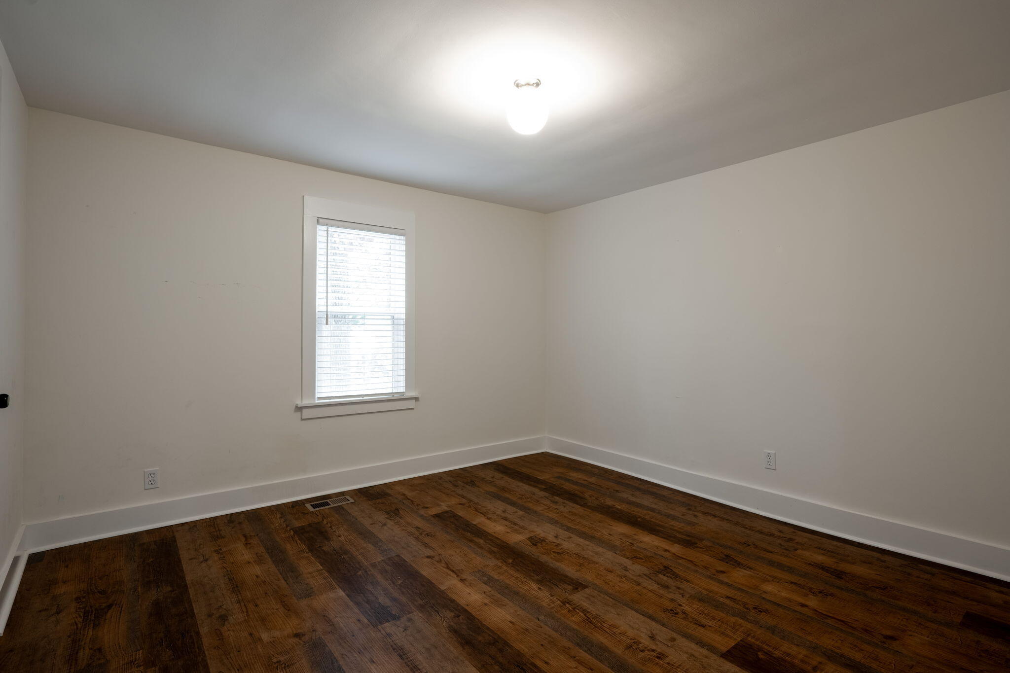 123 Hill Road