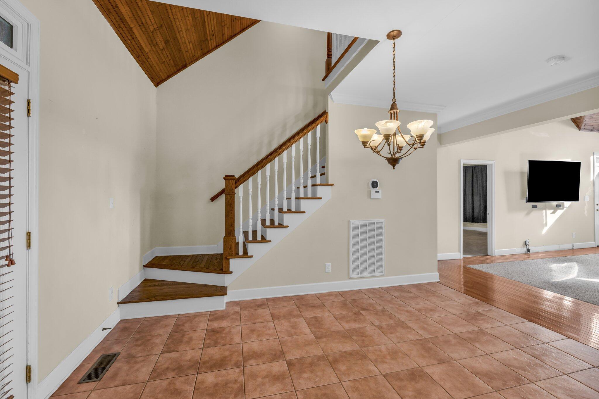 6250 S Pittsburg Mountain Road