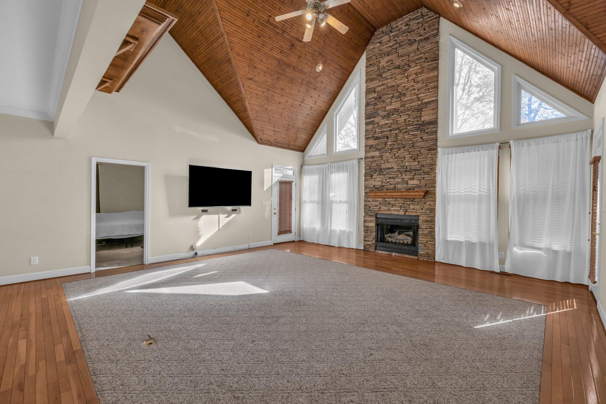 6250 S Pittsburg Mountain Road