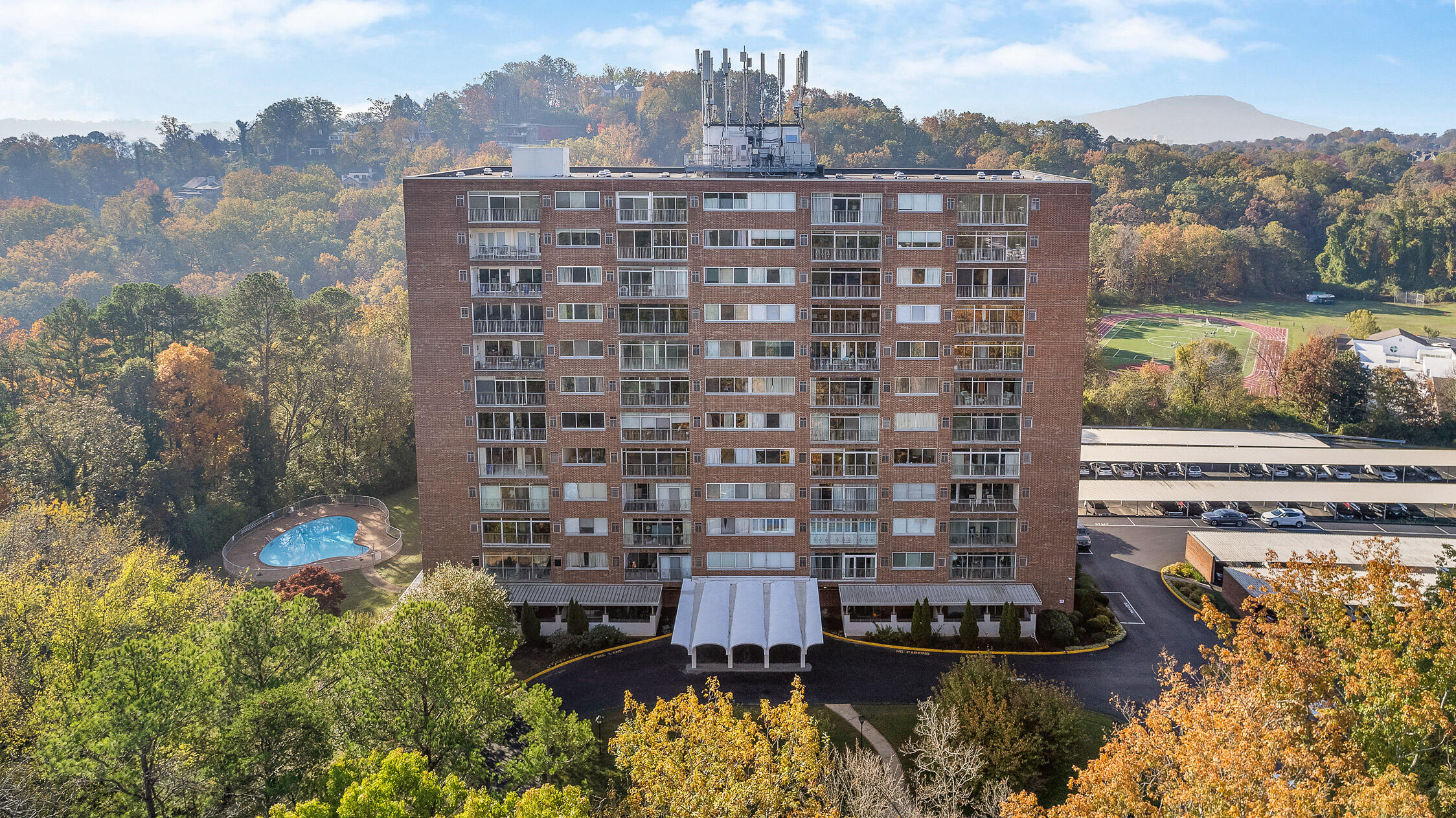1414 Continental Drive, 307