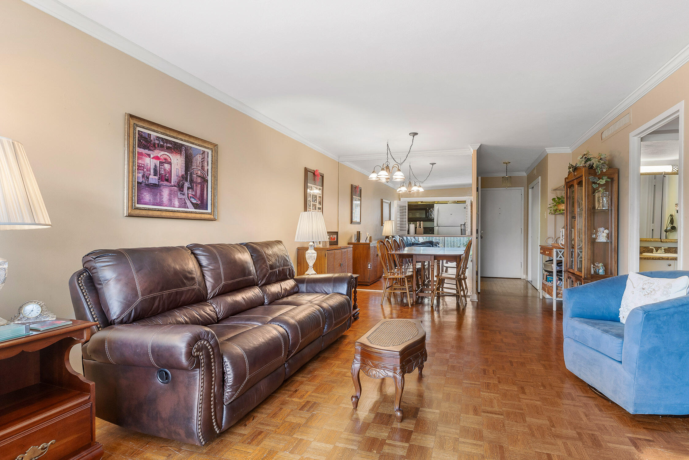1414 Continental Drive, 307