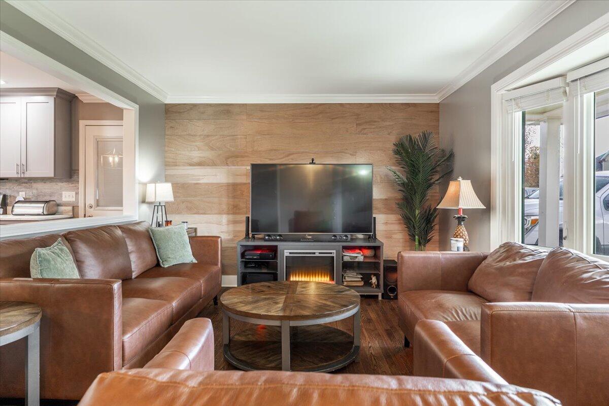 2231 Launcelot Road
