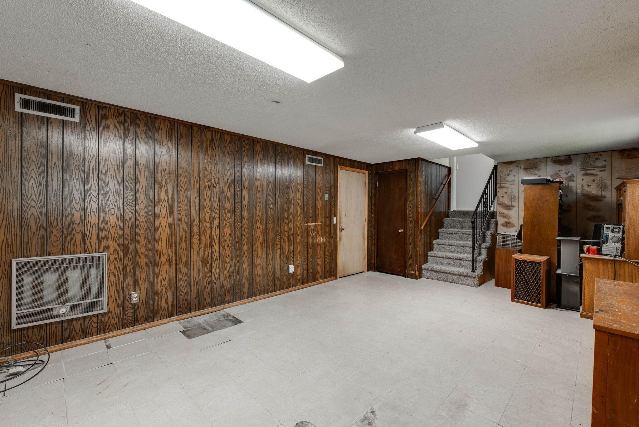 1100 Park Forrest Drive