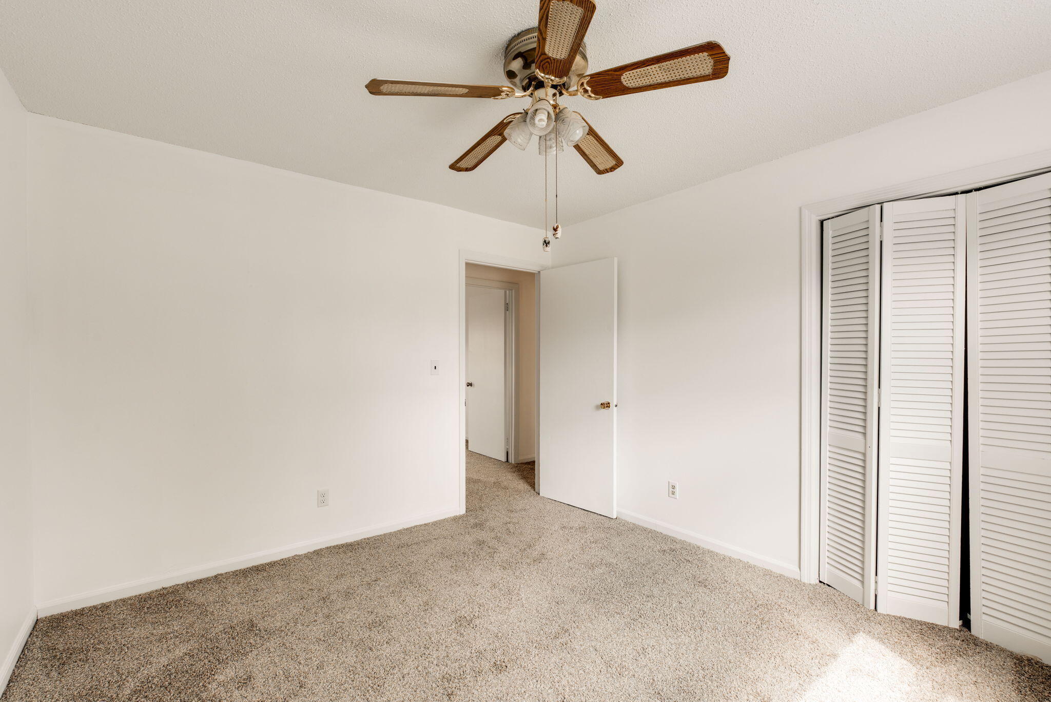 1100 Park Forrest Drive
