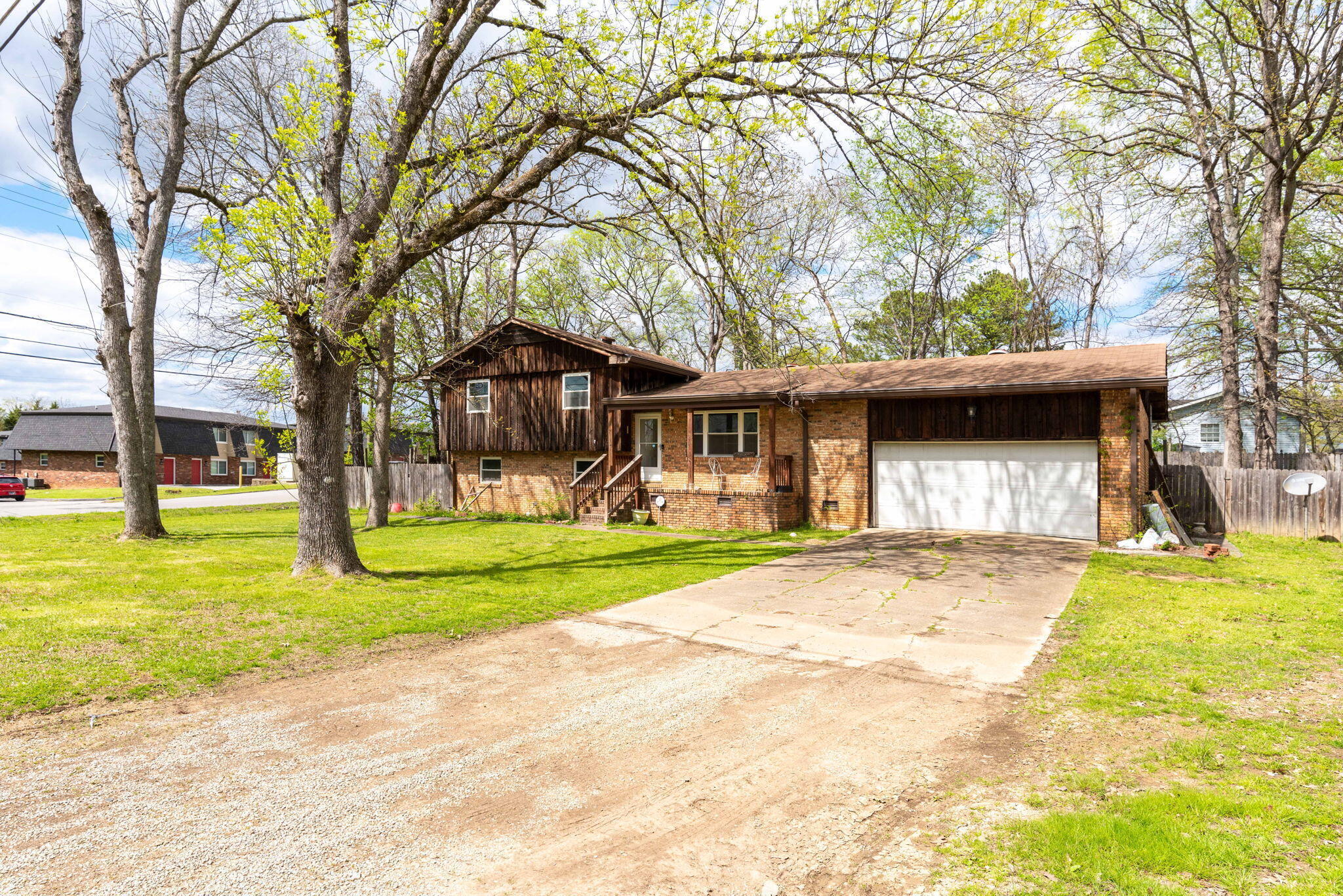1100 Park Forrest Drive