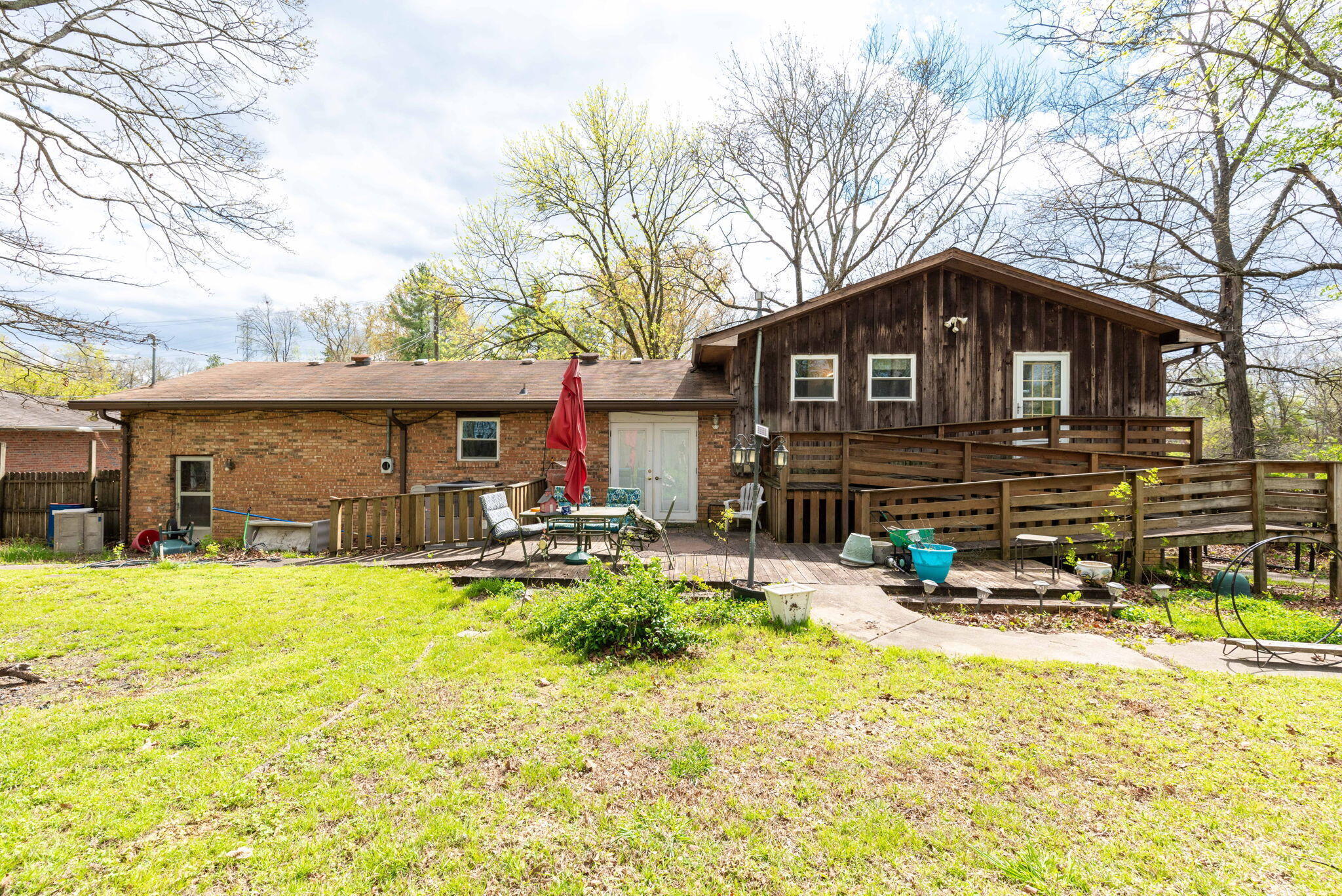 1100 Park Forrest Drive