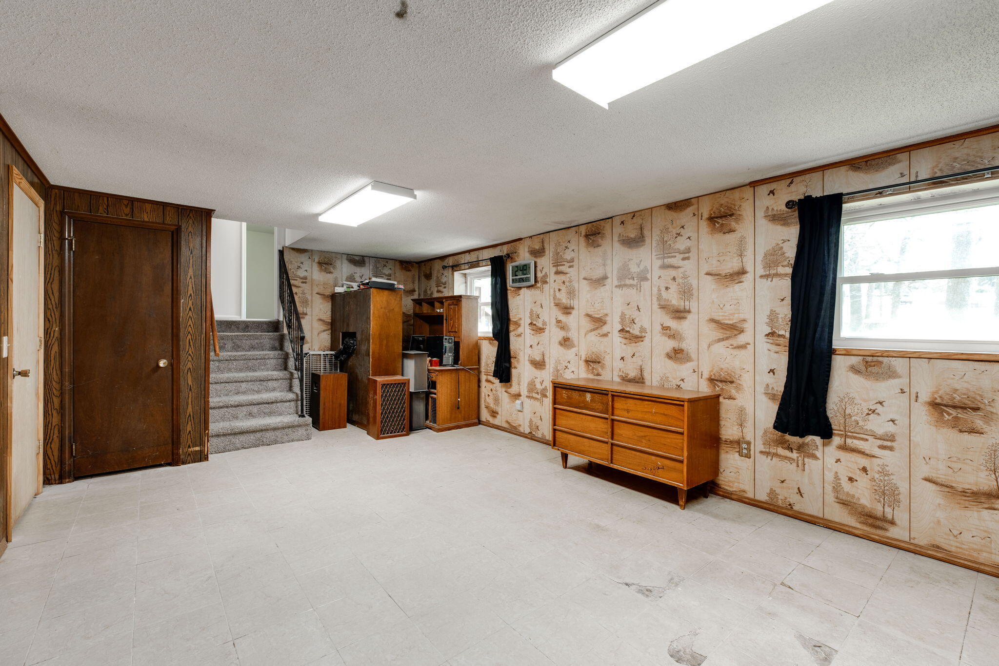 1100 Park Forrest Drive