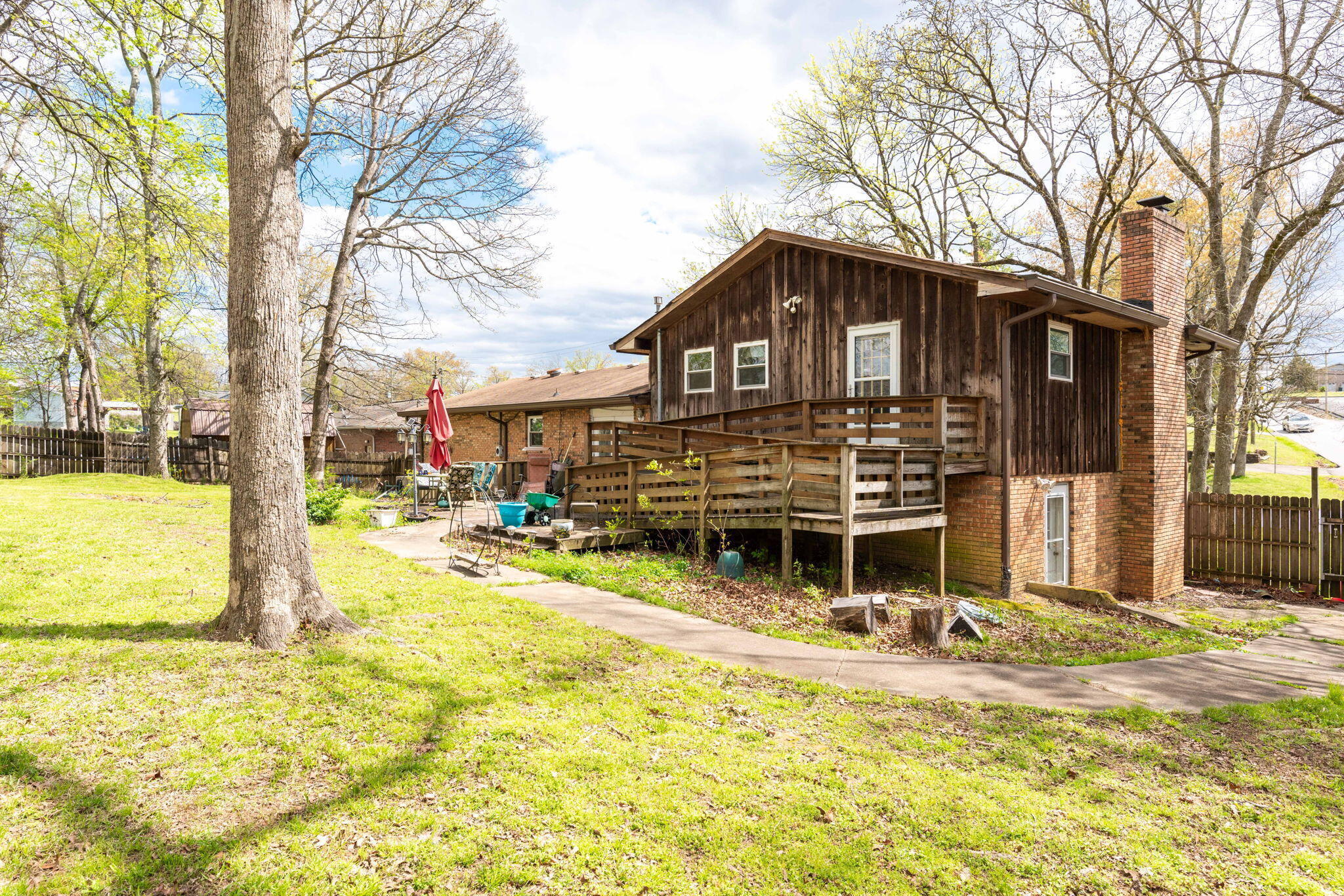 1100 Park Forrest Drive